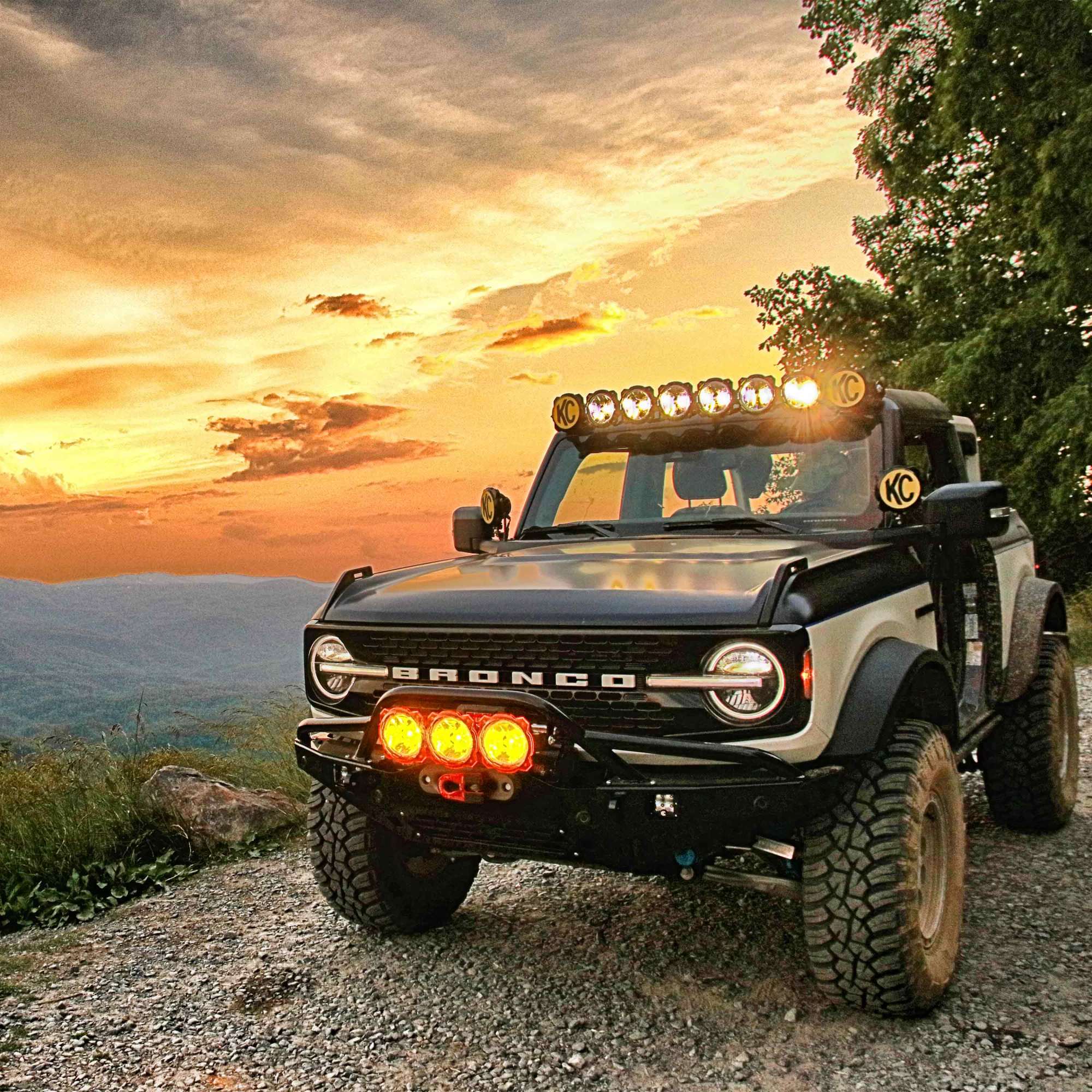 KC HiLiTES KC Pro6 LED 6in Ditch Wide-40 Driving 2-Light System - 2021+ Ford Bronco 97160