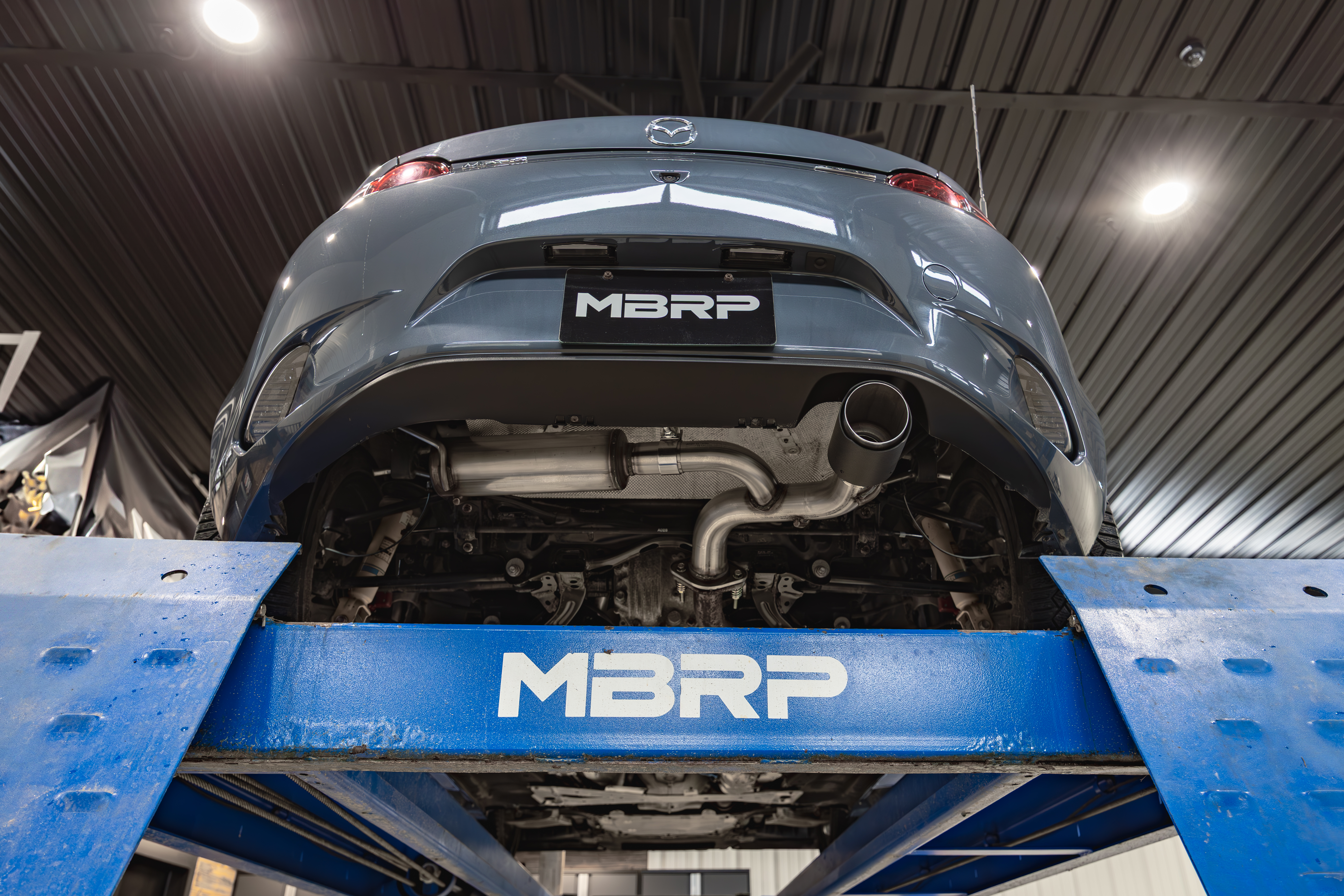 MBRP Exhaust MBRP 2.5in Axle-Back, Single Rear, T304, CF, Race. S44523CF