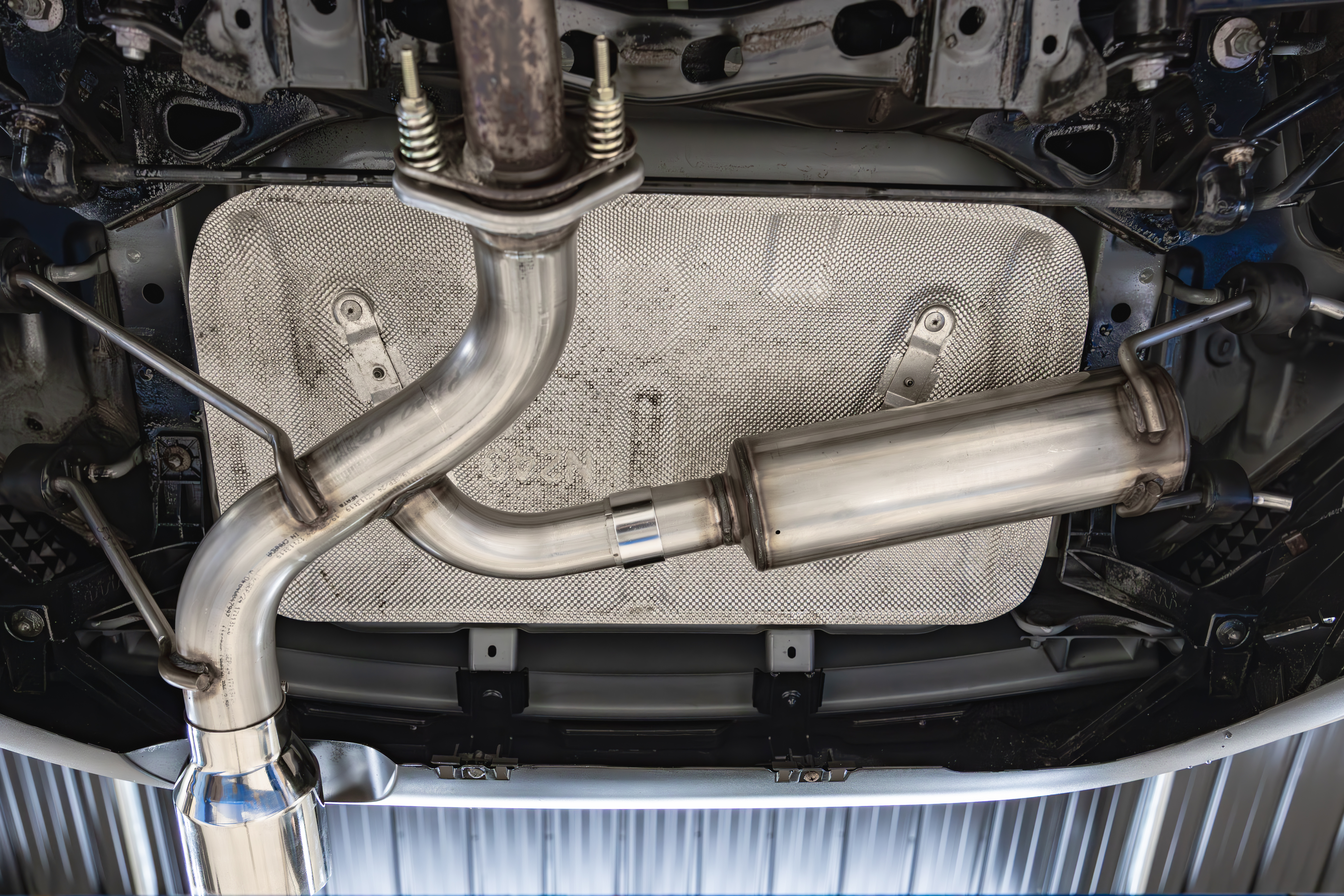 MBRP Exhaust MBRP 2.5in Axle-Back, Single Rear, AL, Race. S4452AL