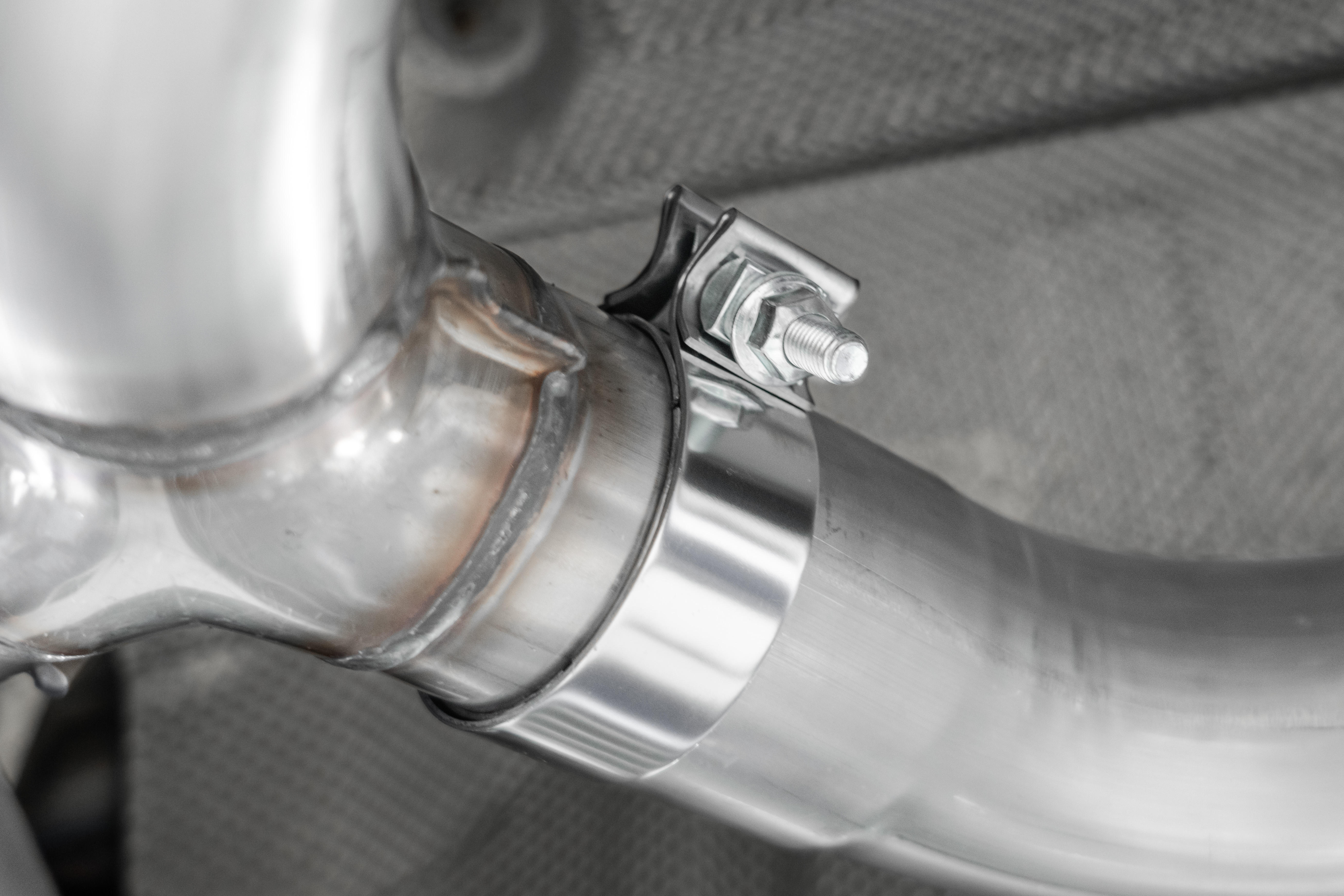 MBRP Exhaust 3in. Axle-Back. Dual Rear Exit. T304 with CF Tips S45003CF