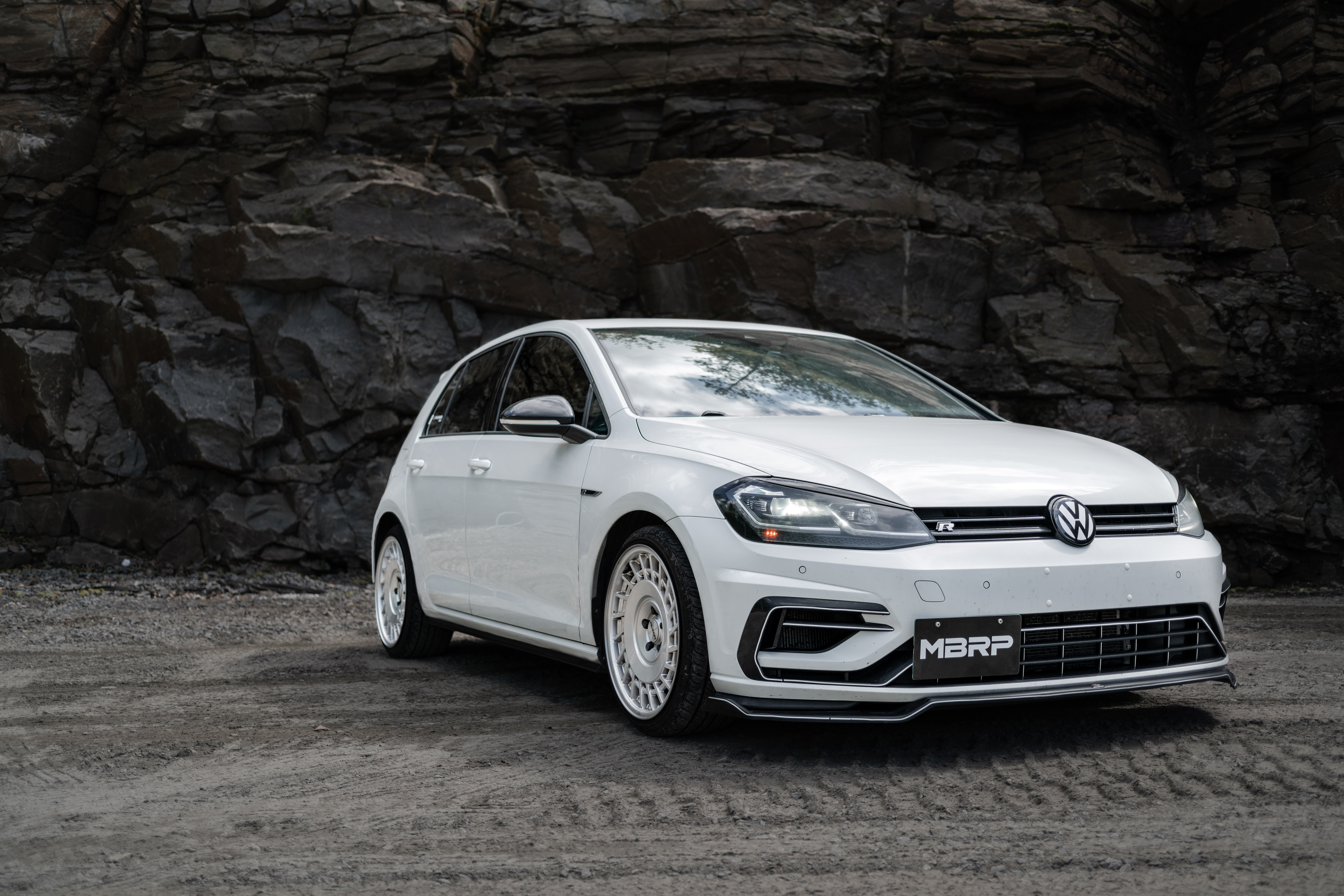 MBRP Exhaust 3in. Cat-Back. Valve Delete. Quad Split Rear Exit. T304. CF Tips S46033CF