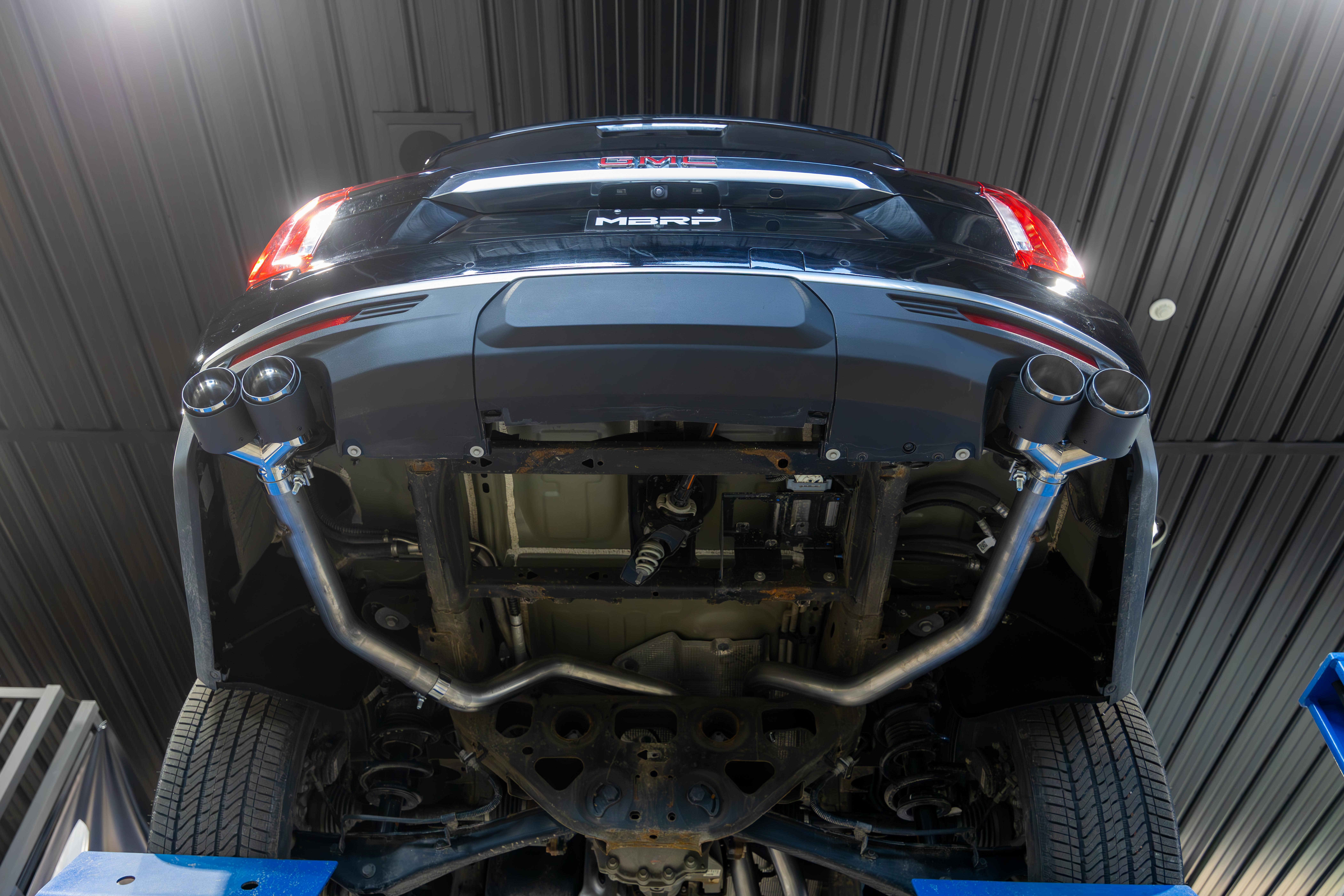 MBRP Exhaust MBRP 3 in. Cat-Back, 2.5in. Dual Split Rear Exit, T304 with CF Tips S50573CF