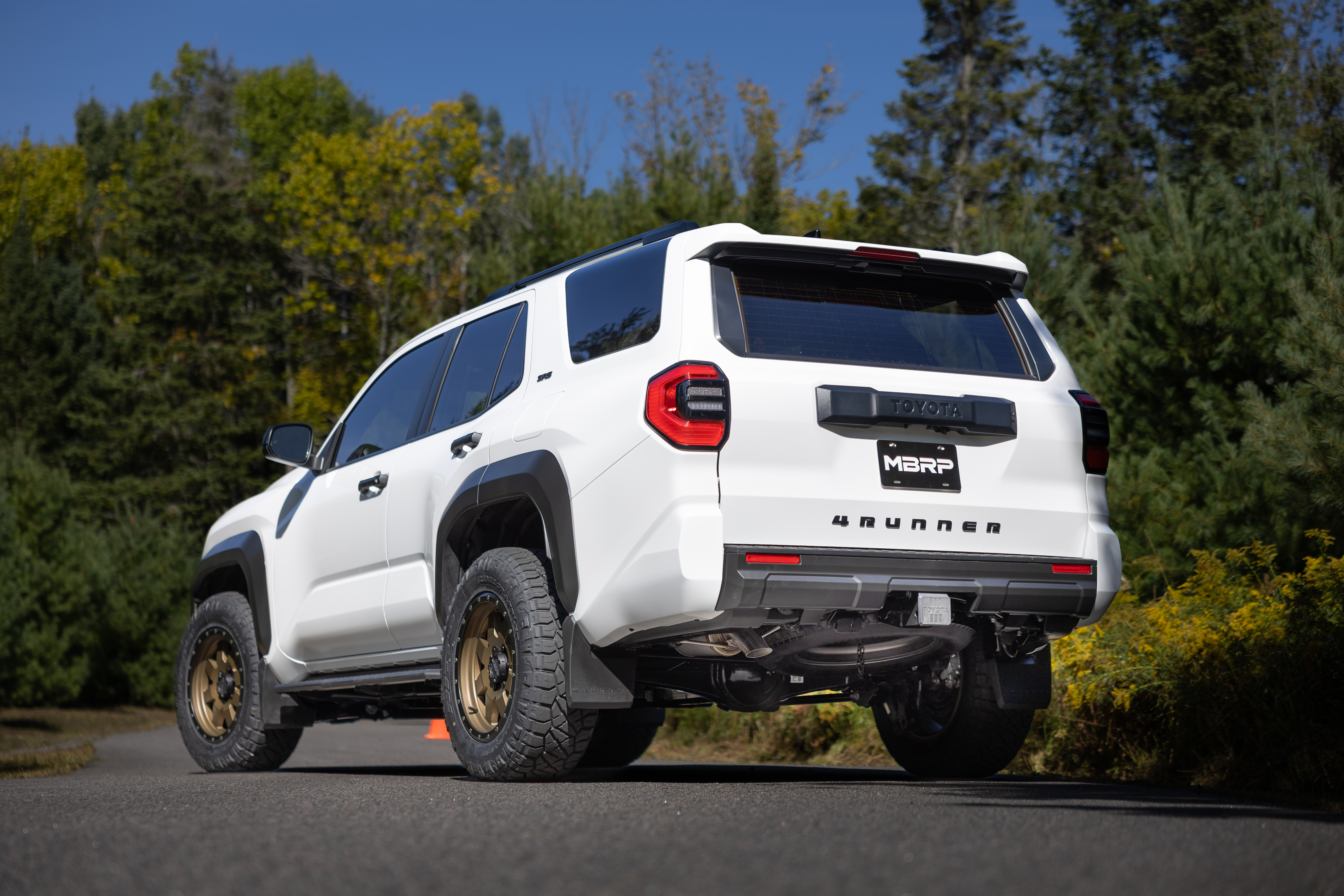 MBRP Exhaust MBRP Overland 3-Inch Cat-Back Single Rear High-Clearance Turn Down, T304. S5344304