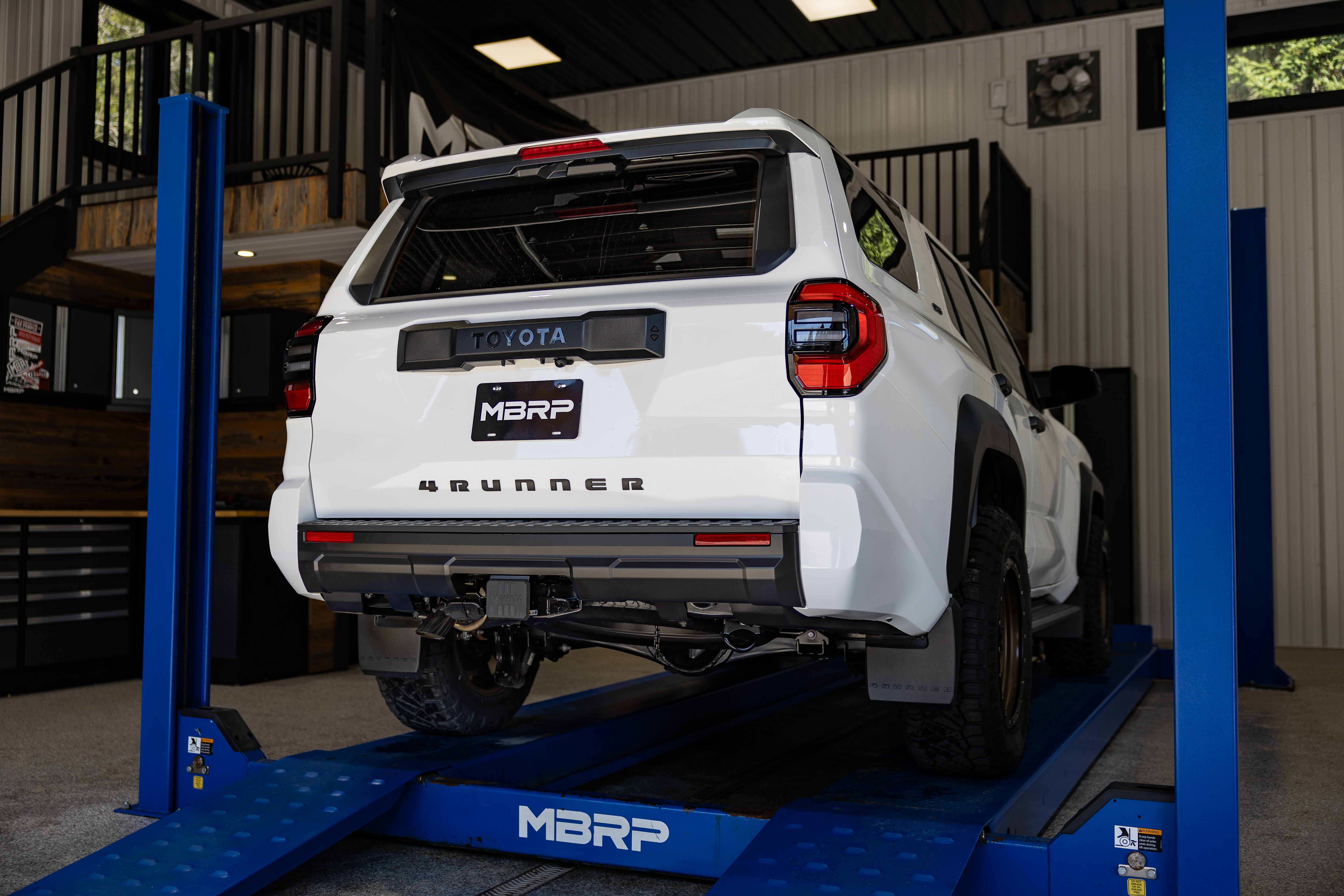 MBRP Exhaust MBRP Overland 3-Inch Cat-Back Single Rear High-Clearance Turn Down, AL. S5344AL