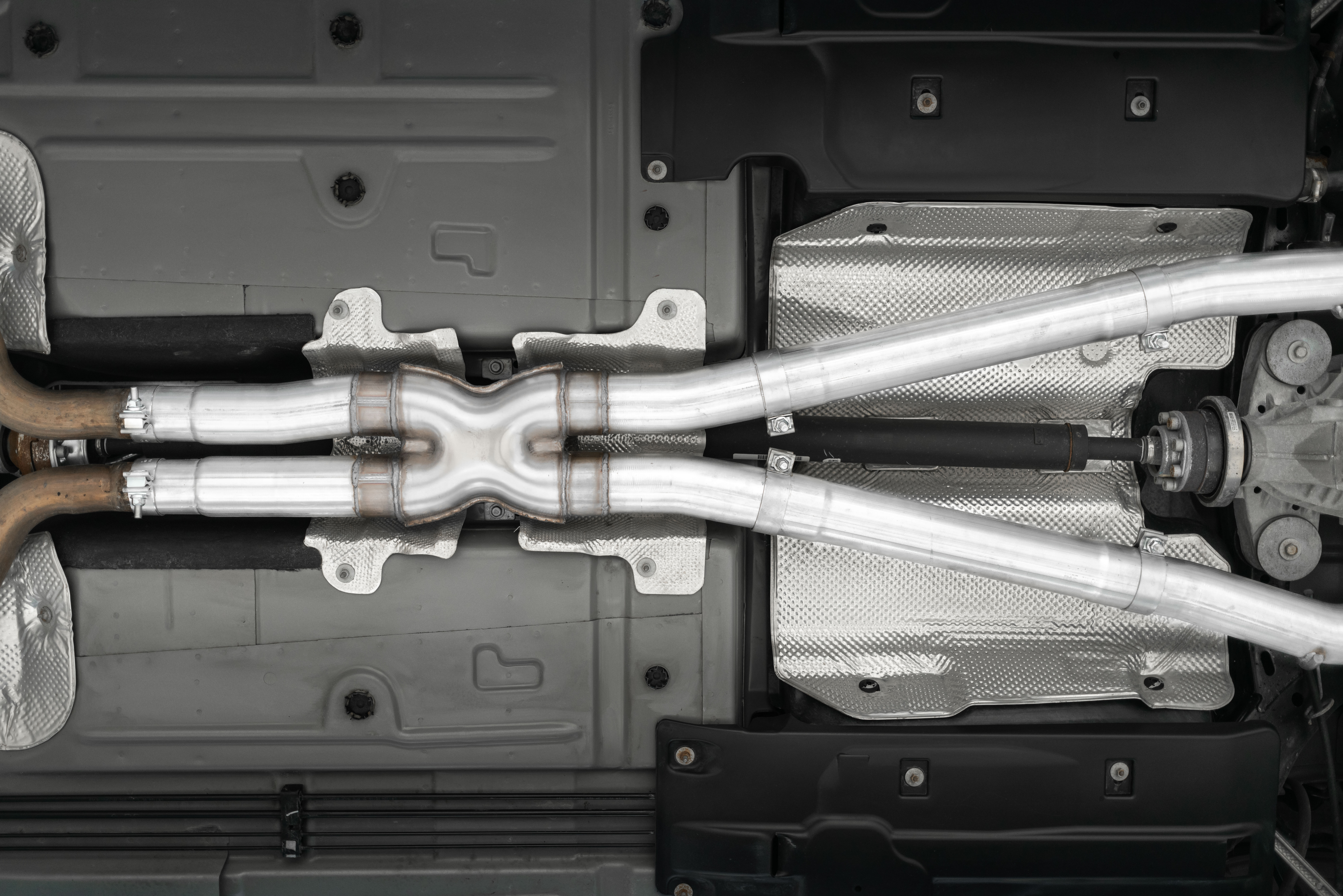 MBRP Exhaust 3in. Cat-Back. Dual Rear Exit. Race Version. AL. Quad Tips S7116AL