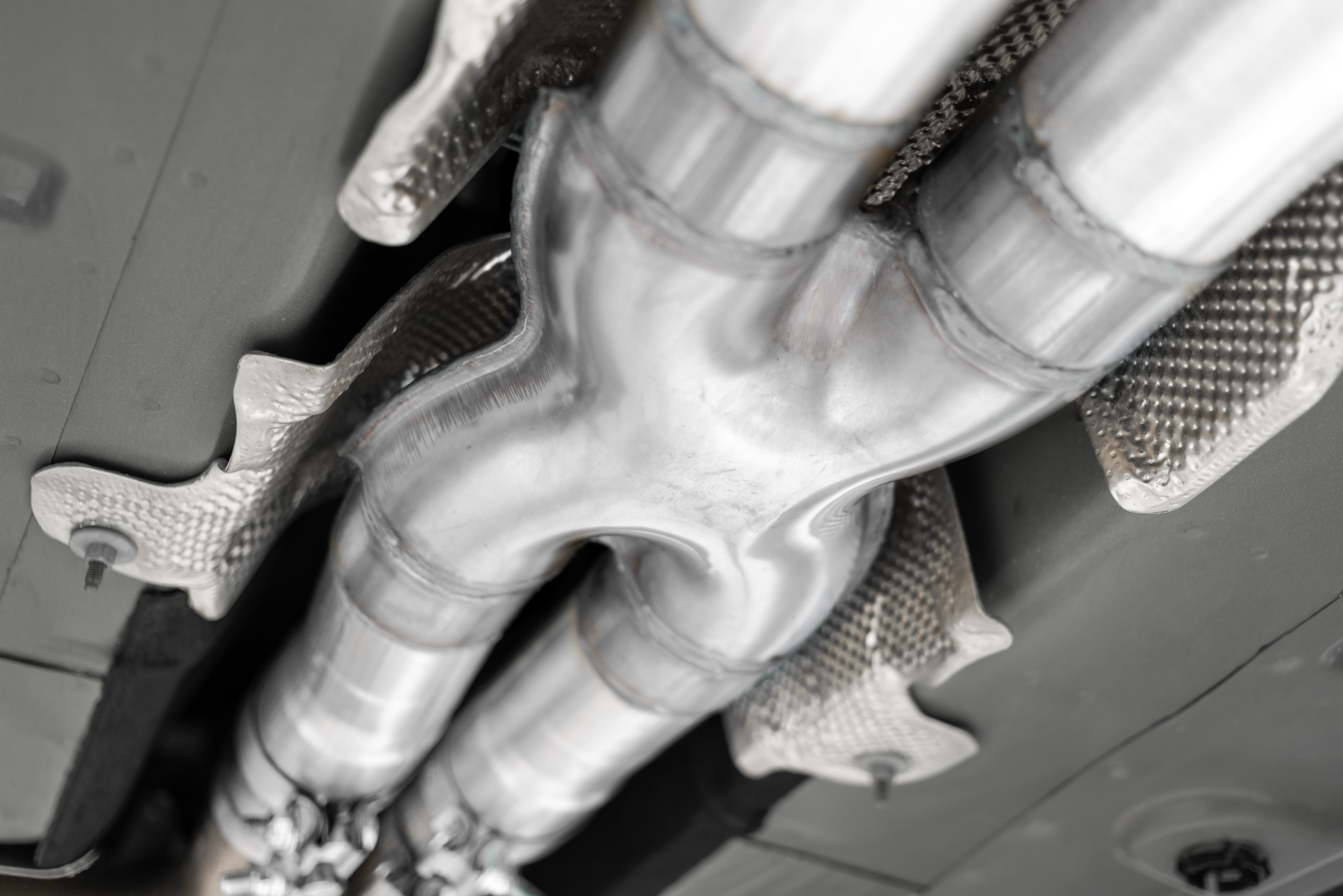 MBRP Exhaust 3in. Cat-Back. Dual Rear Exit. Street Version. T304. Quad CF Tips S71133CF