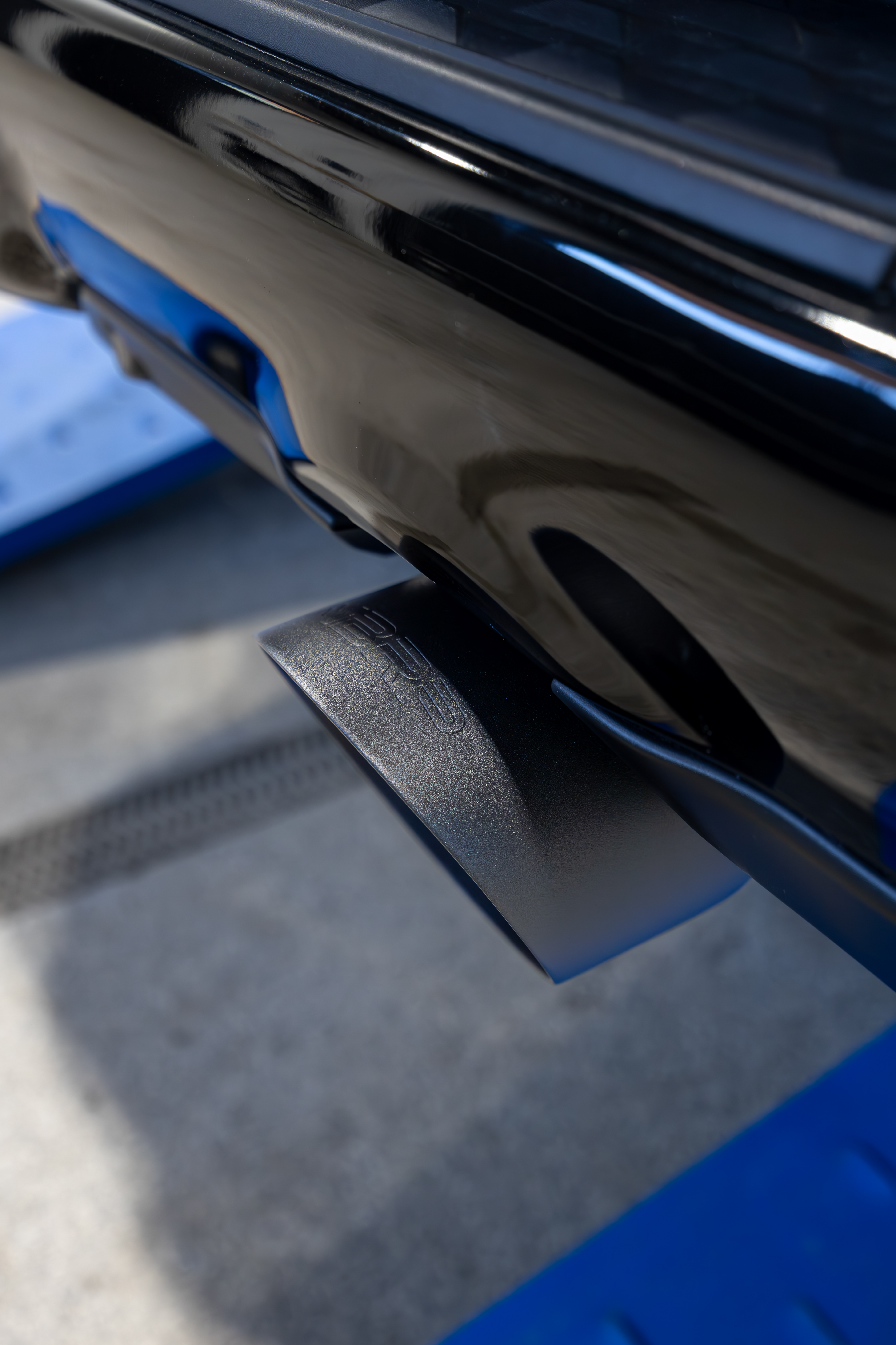 MBRP Exhaust MBRP Tip Set, 5in OD Dual Wall Angle Cut, BLK. T5199BLK