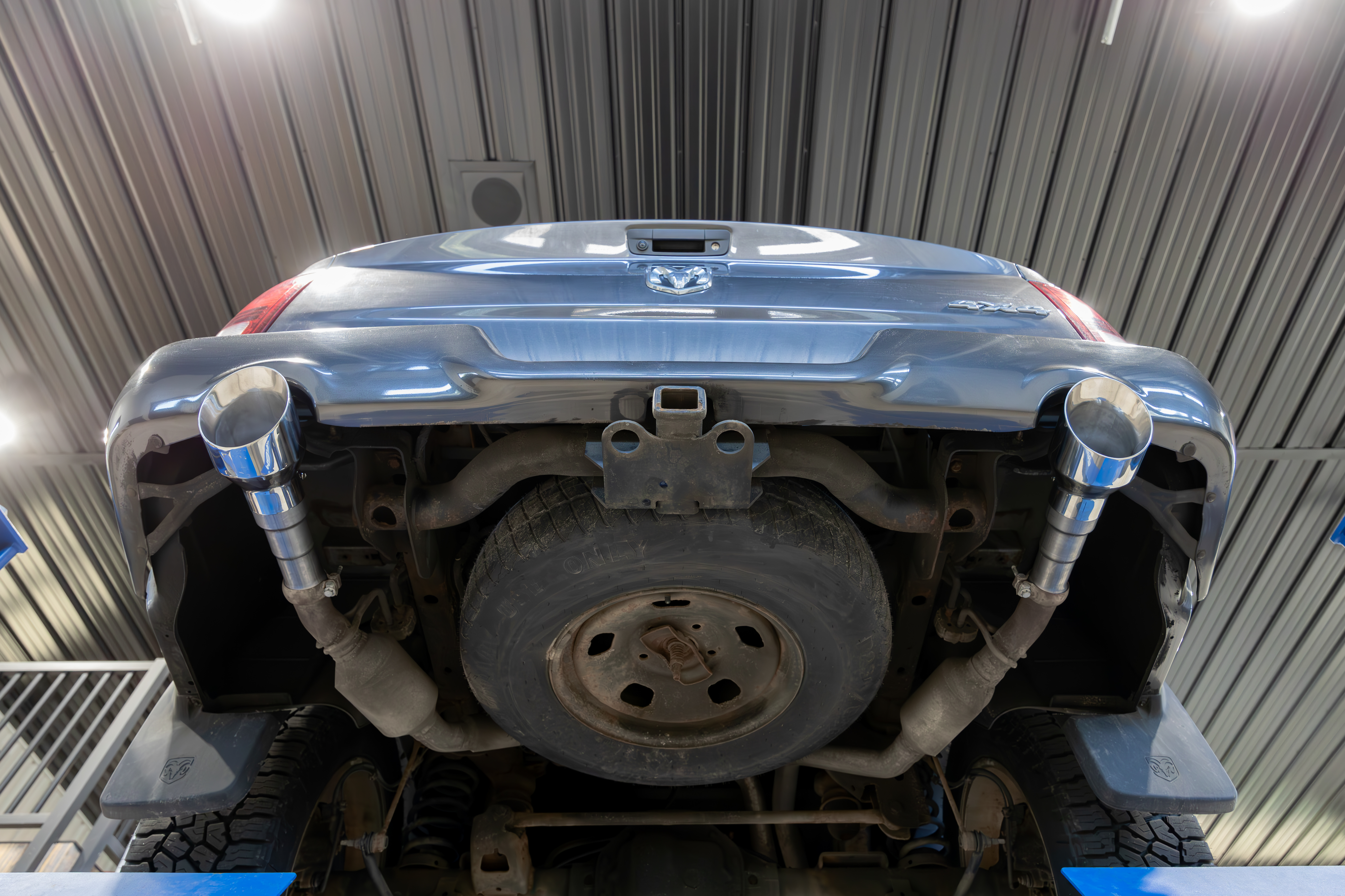 MBRP Exhaust MBRP Tip Set, 5in OD Dual Wall Angle Cut, T304. T5200