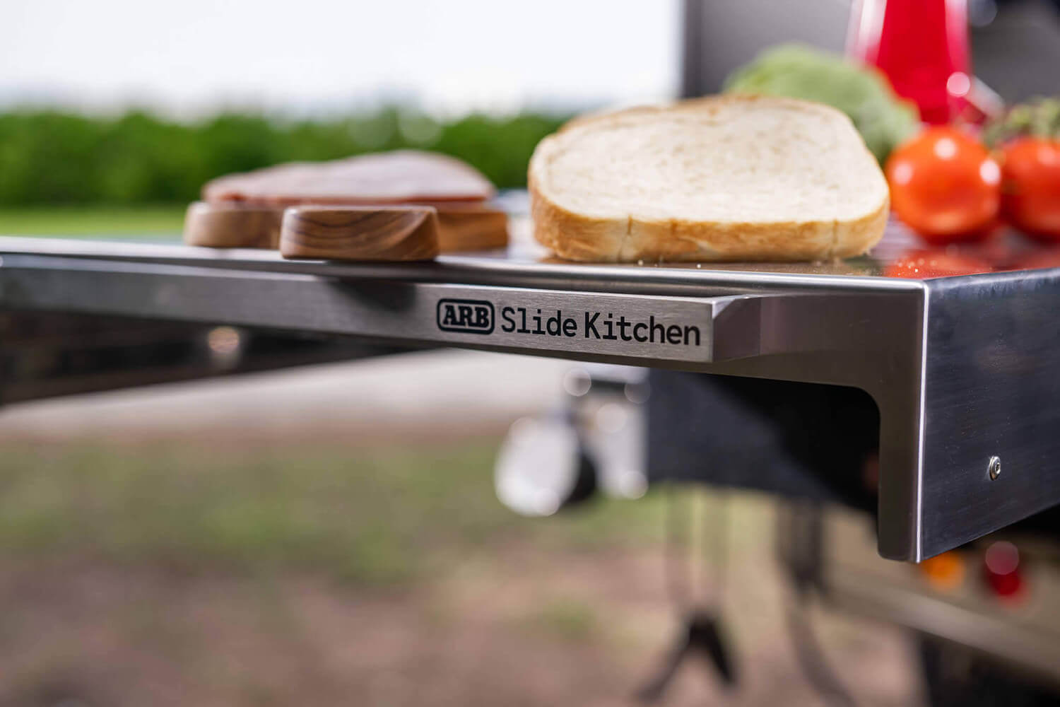 ARB Slide Out Camp Kitchen 1045mm RDKNA1045