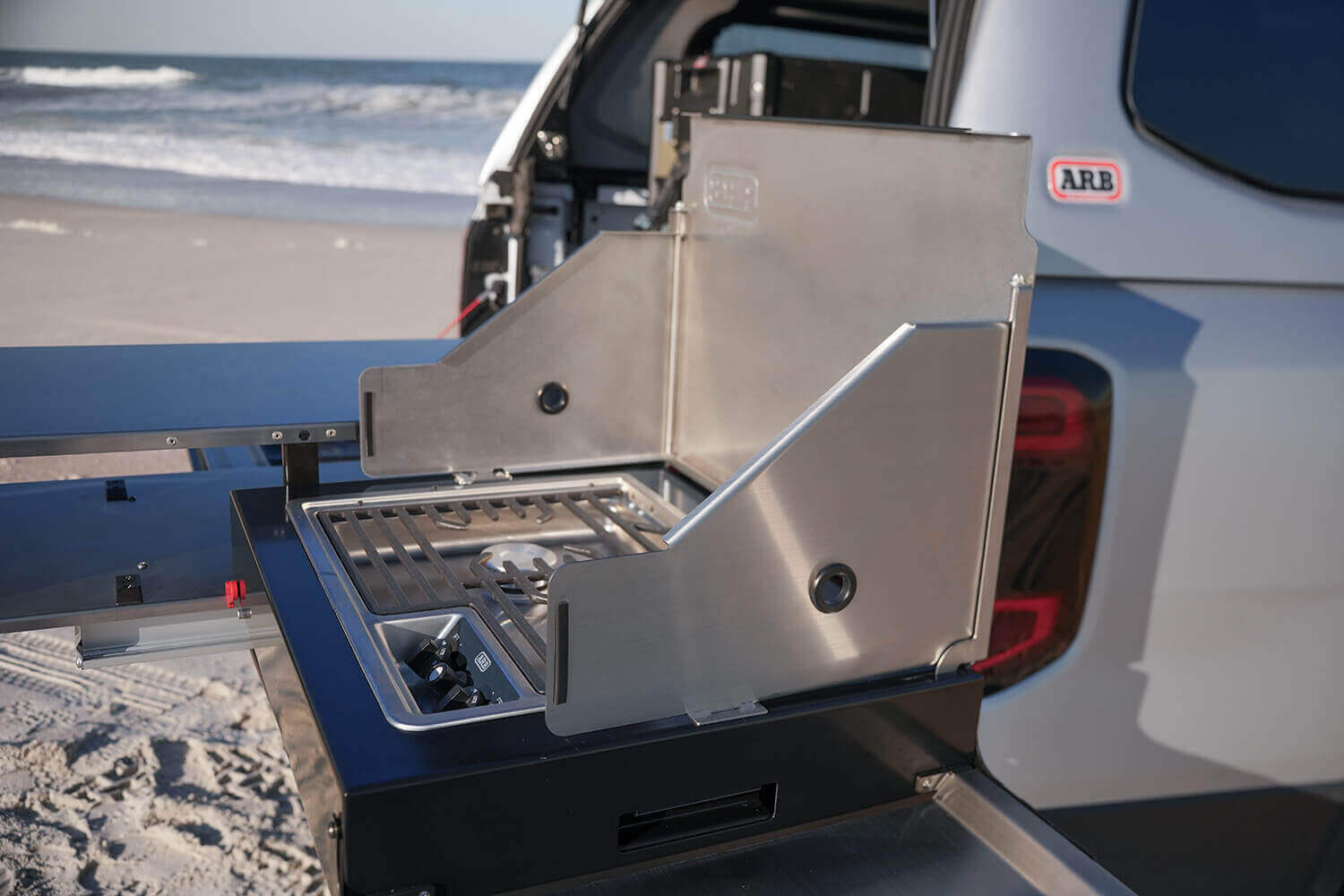 ARB Slide Out Camp Kitchen 1355mm RDKNA1355