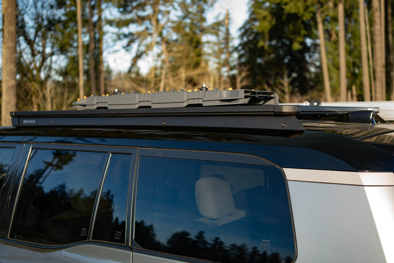 ARB BASE Rack Mount Kit and Deflector 17921080