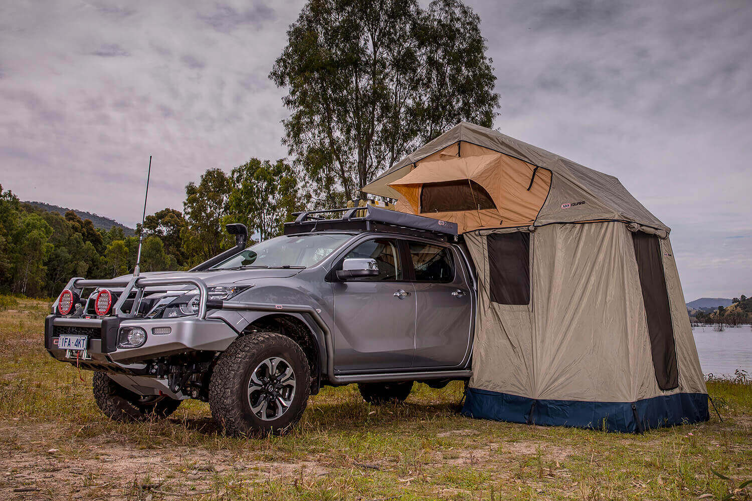 ARB Simpson III Rooftop Tent with Annex 803804