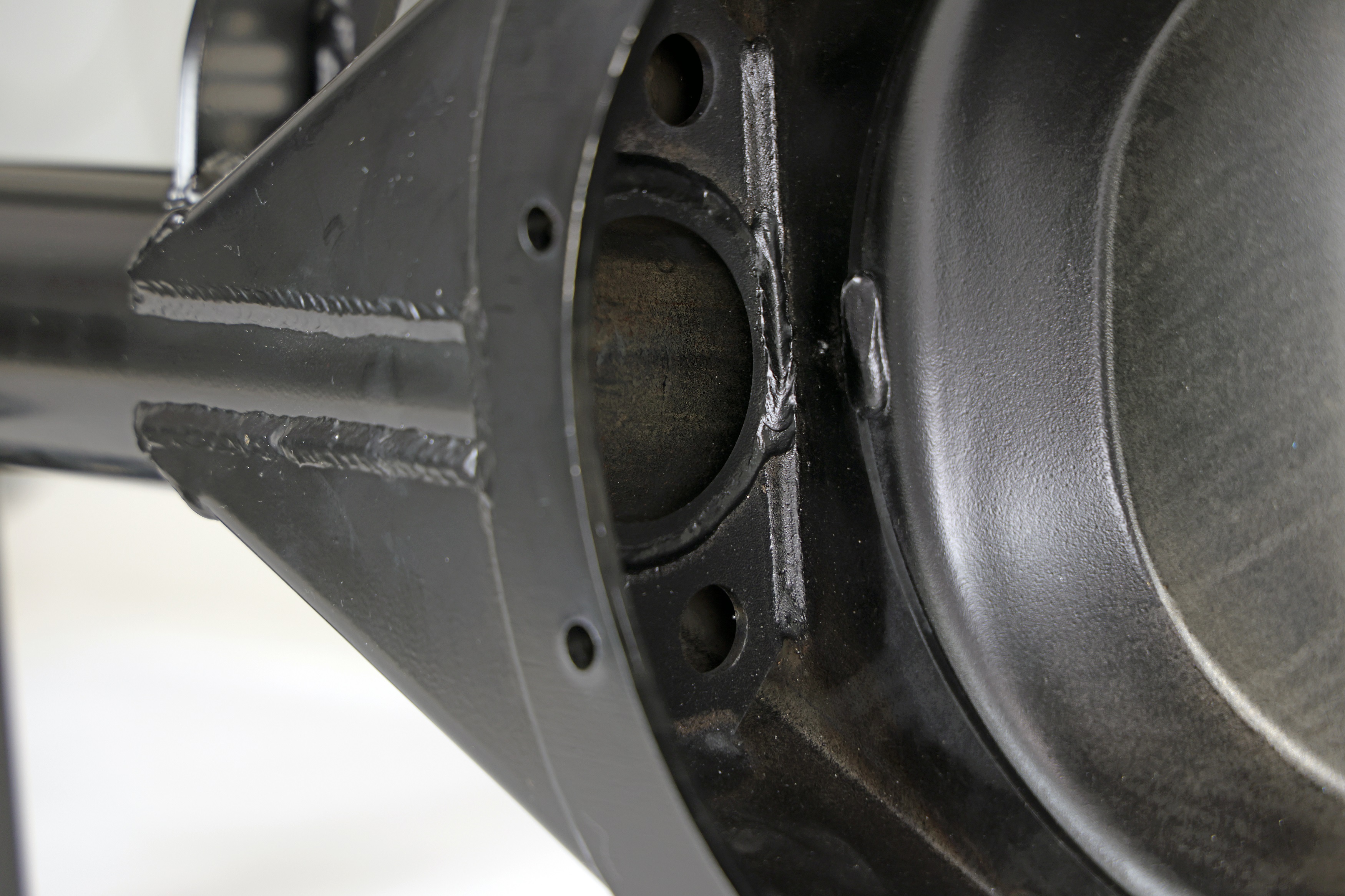 Ridetech Ford 9" housing and axles, satin black, narrowed width (56"), 70-81 F-Body. 11179683