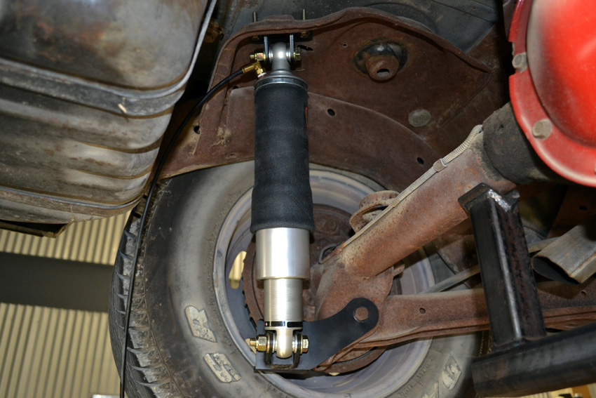 Ridetech Rear TQ Shockwaves for 1978-1988 GM G-Body. For use with stock 10/12 bolt. 11325411