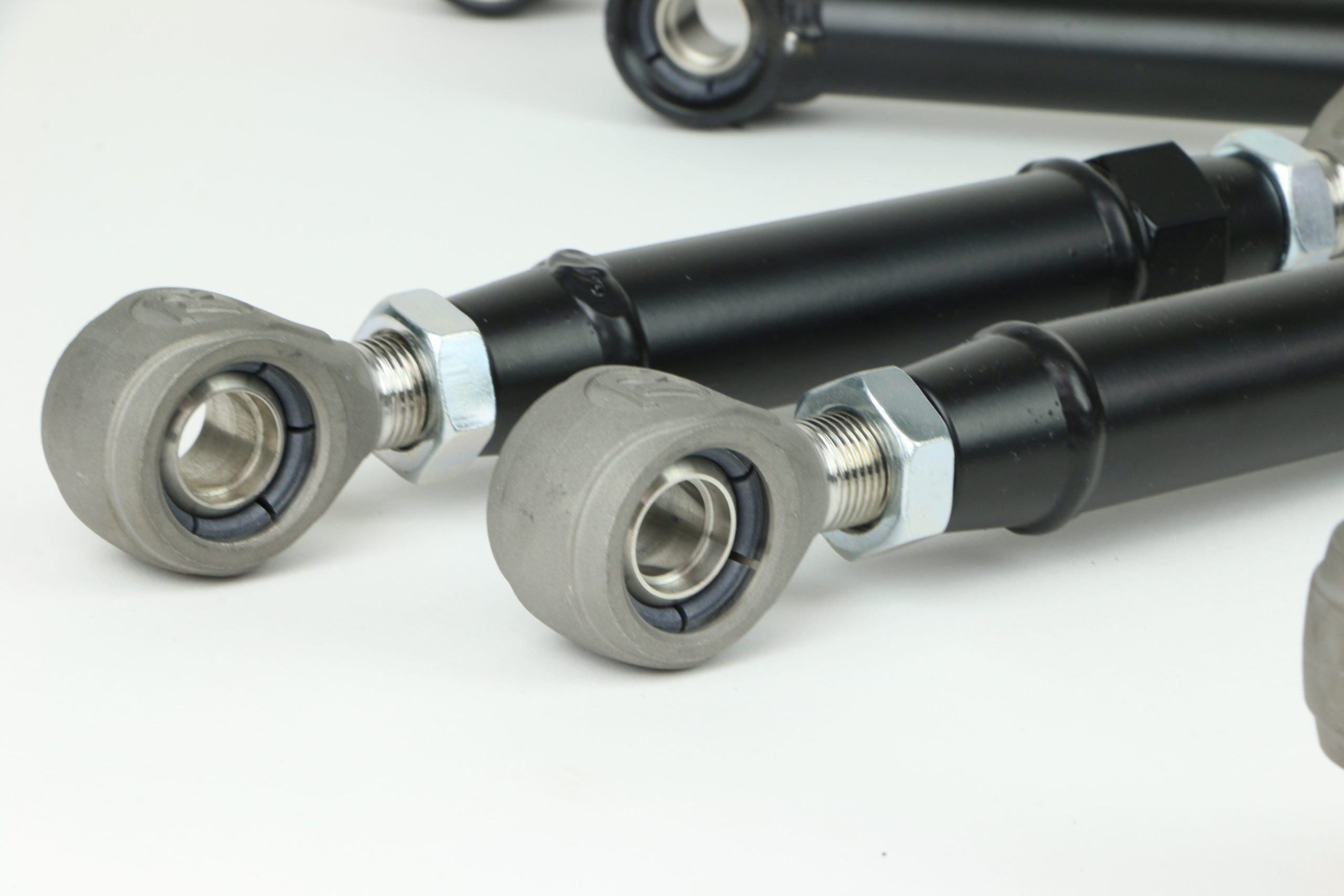 Ridetech Rear trailing arms for 1988-1996 Corvette. 11567290