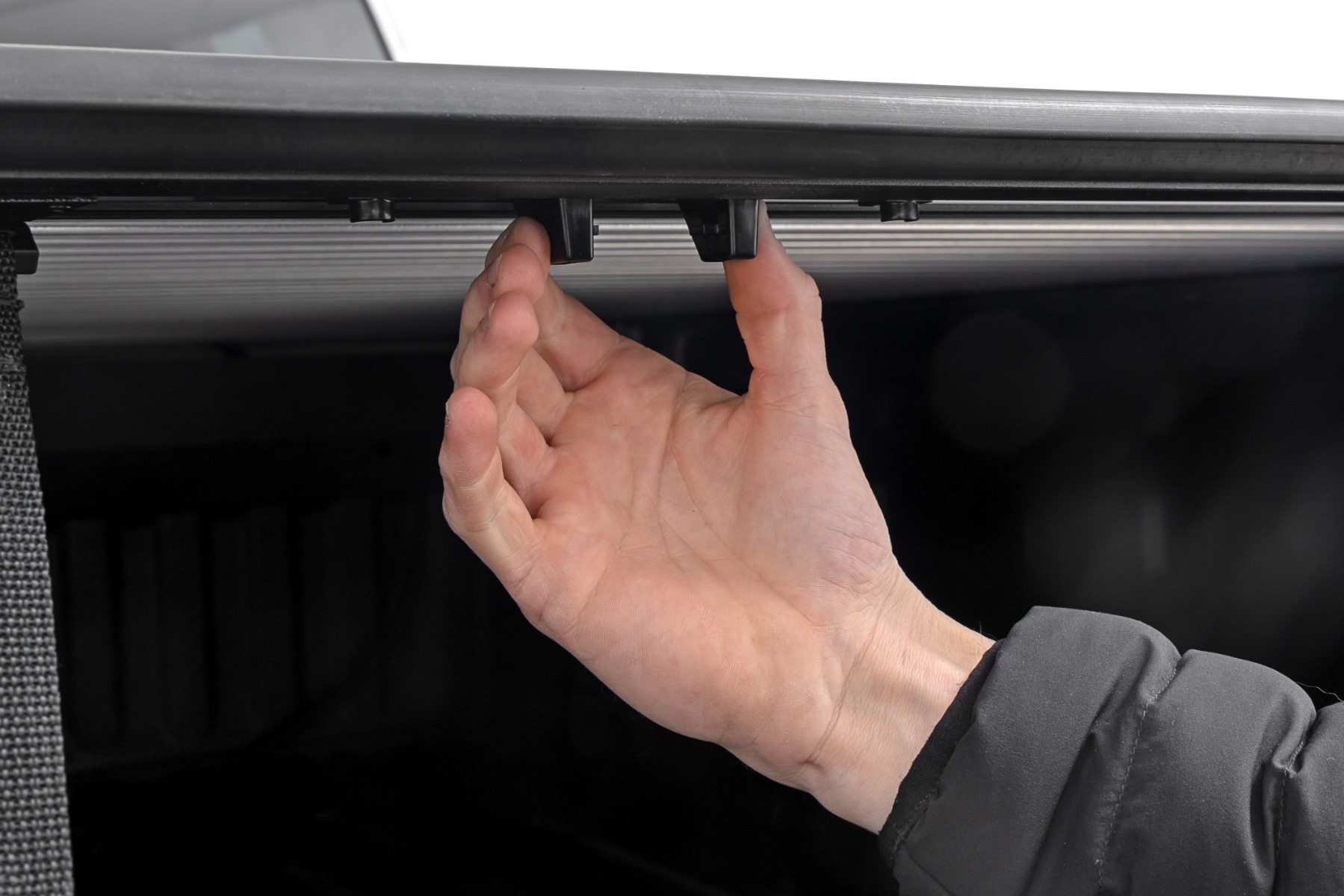 Rough Country Retractable Bed Cover 46110690