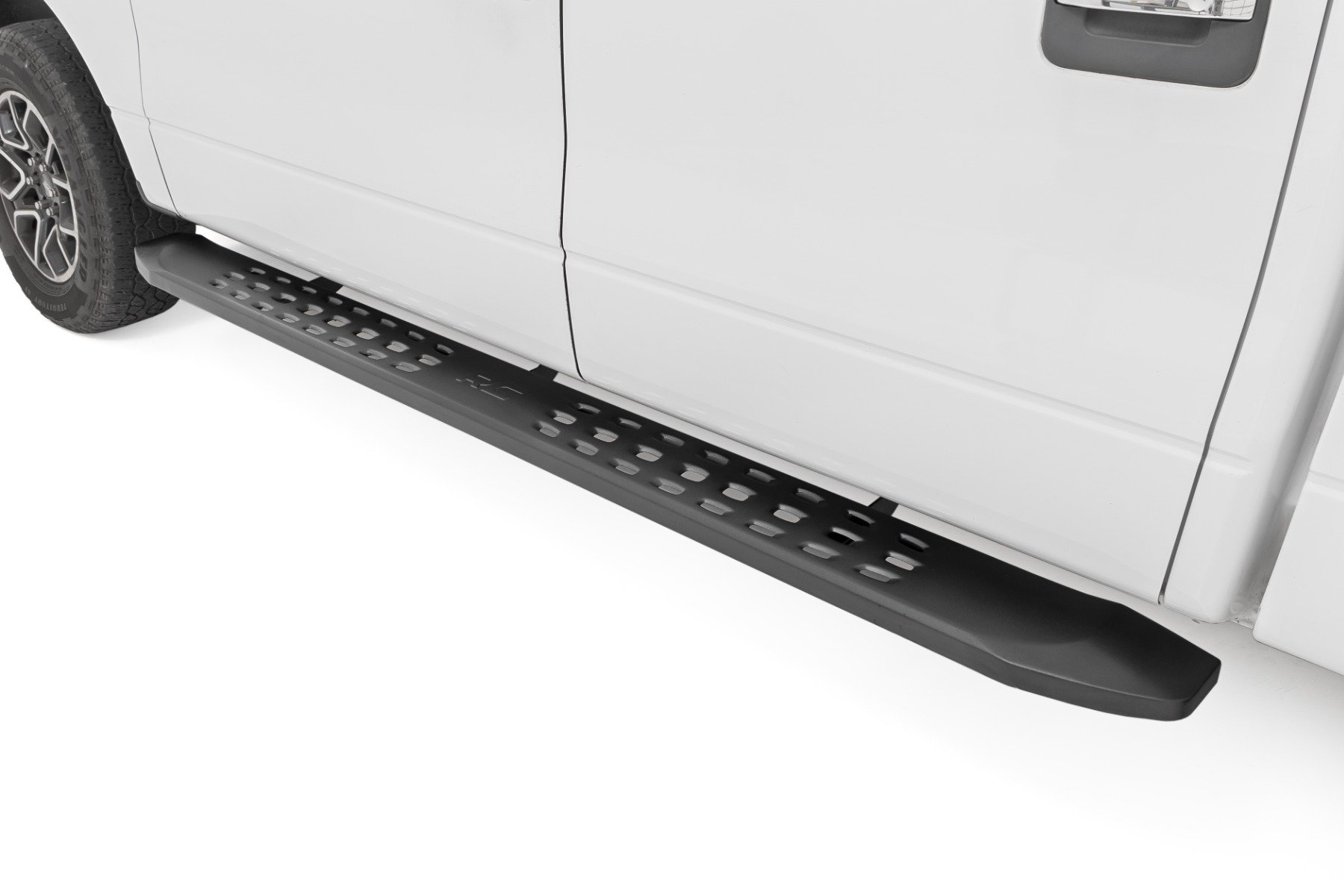 Rough Country RPT2 Running Board 44010