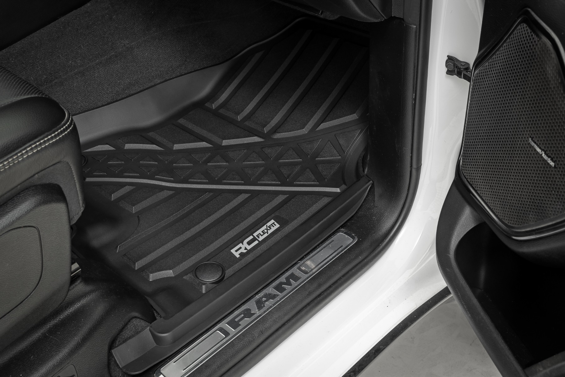 Rough Country Flex-Fit Floor Mats FF-3142
