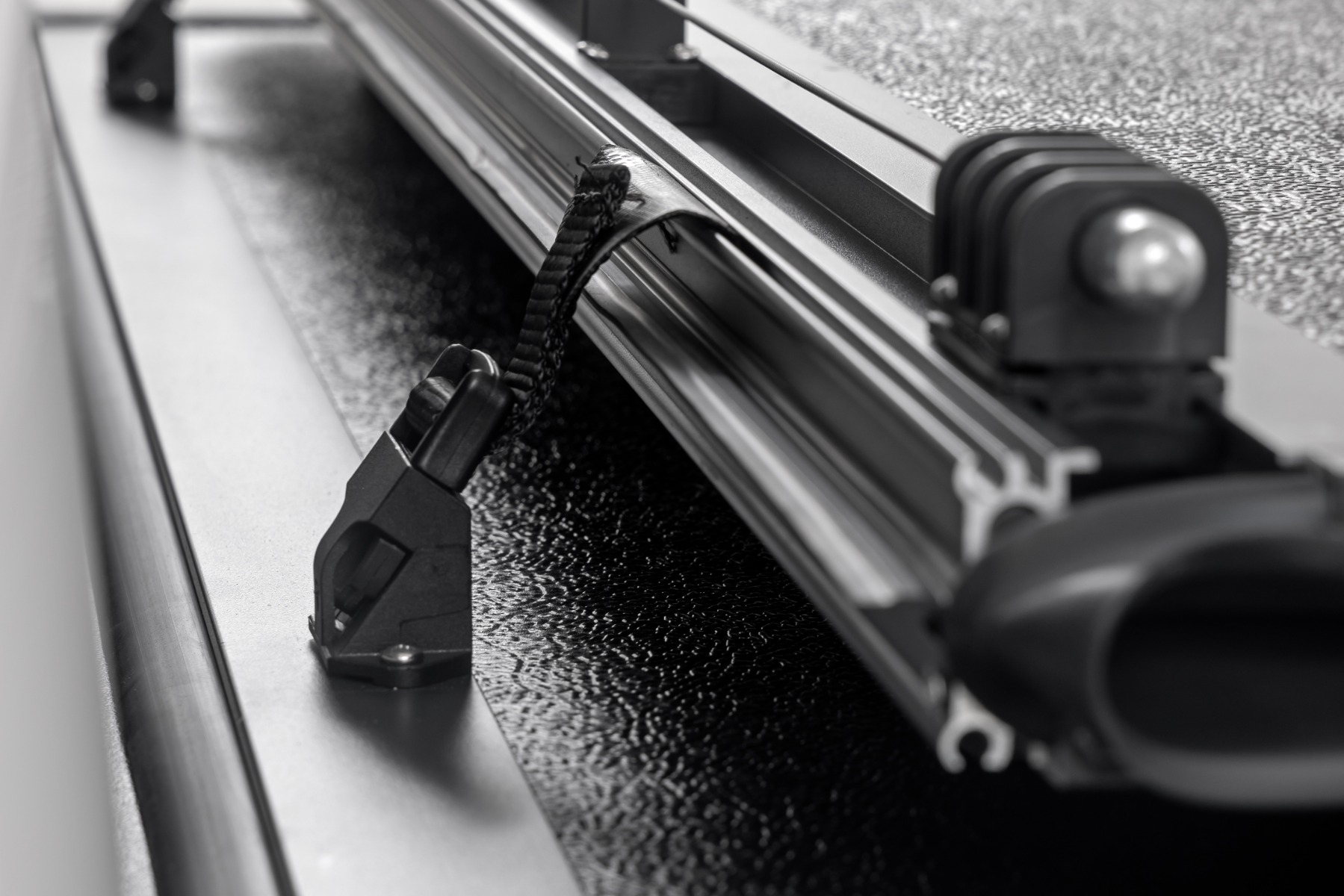 Rough Country Hard Low Profile Bed Cover 47415551B