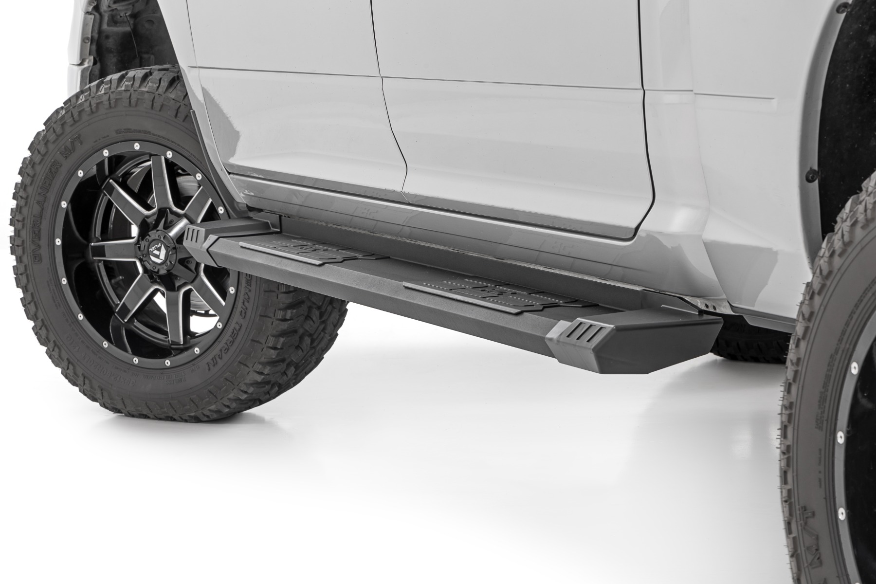 Rough Country HD2 Running Boards SRB091777A