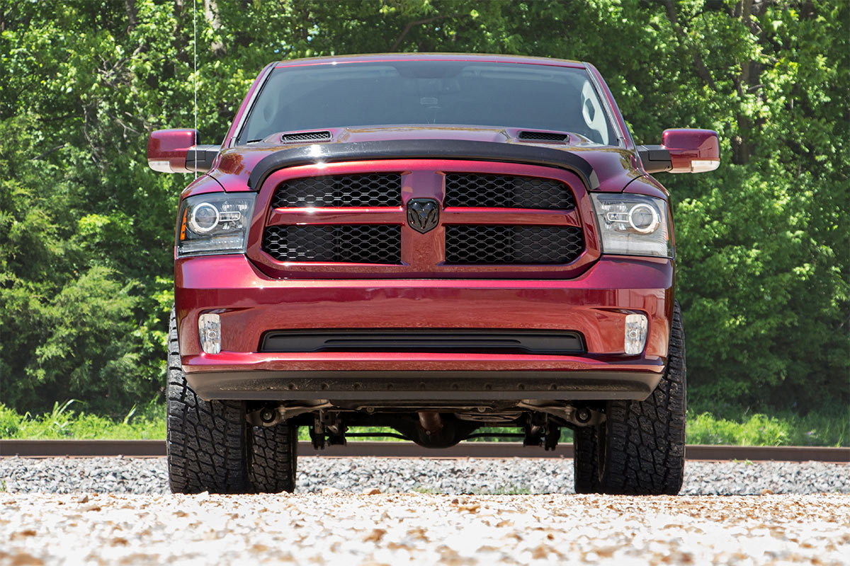 Rough Country 3 Inch Lift Kit 31200RED