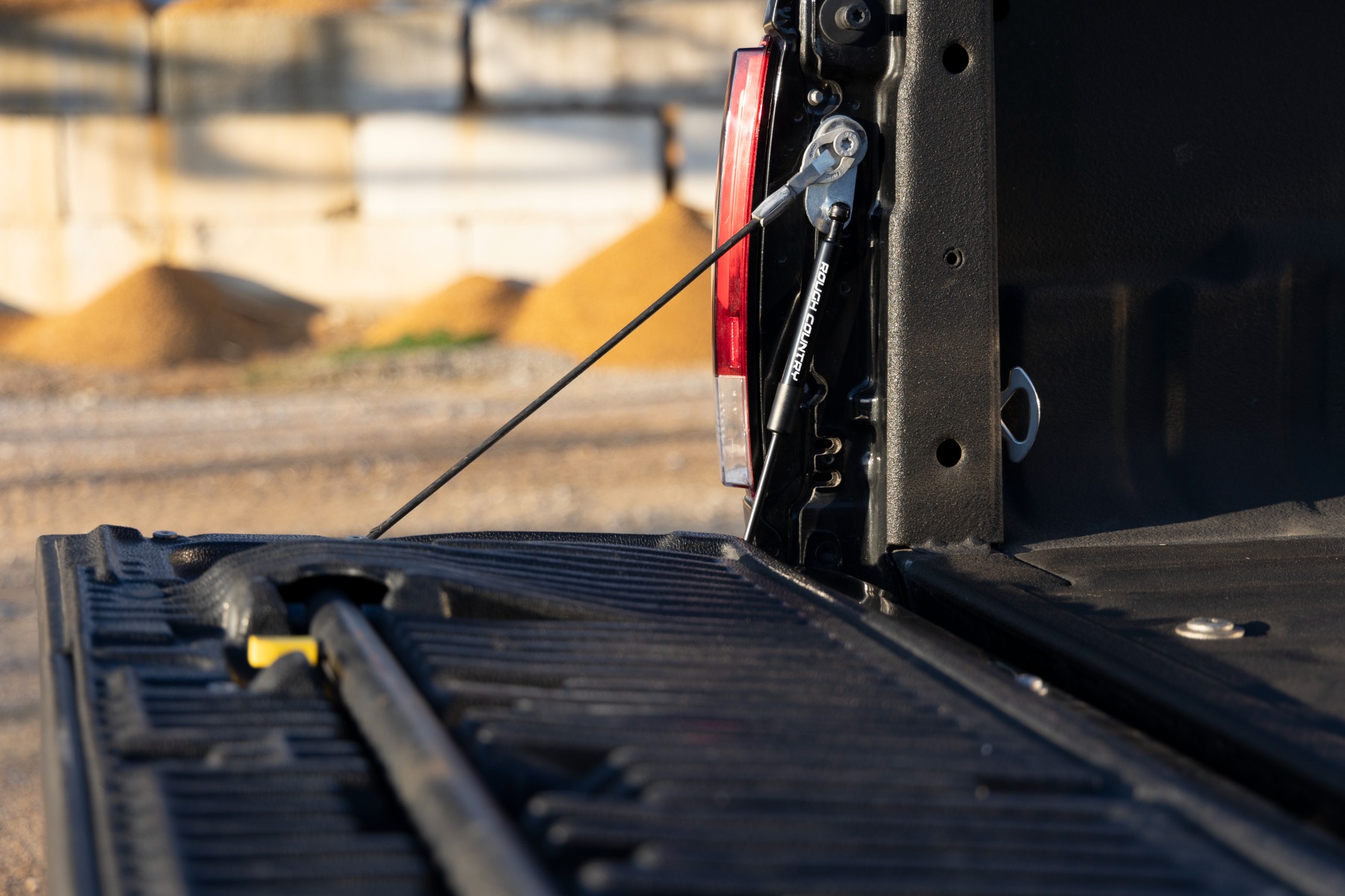 Rough Country Tailgate Assist 73220