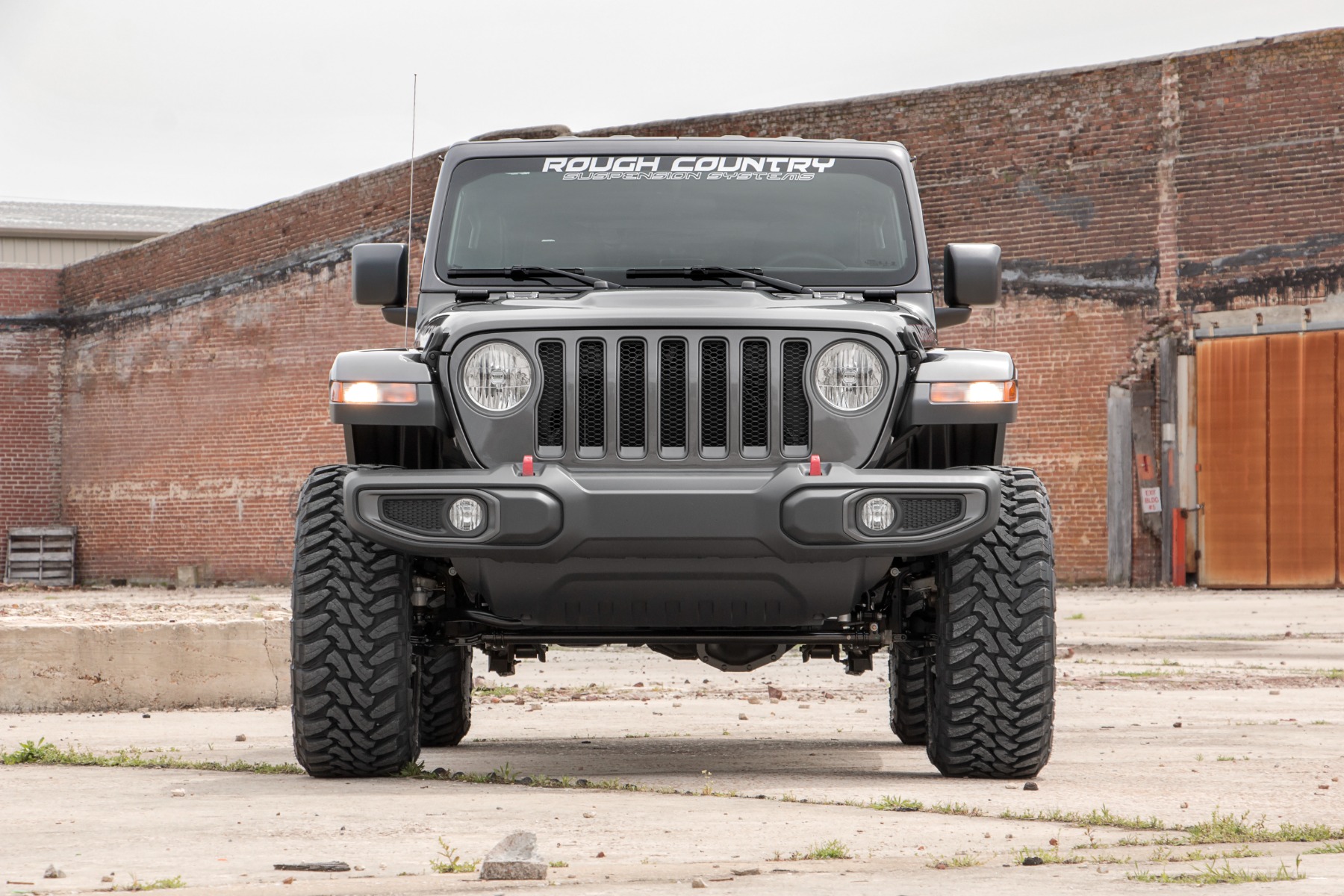 Rough Country 2.5 Inch Lift Kit 79770