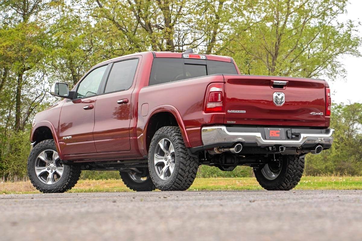 Rough Country 3.5 Inch Lift Kit 31440