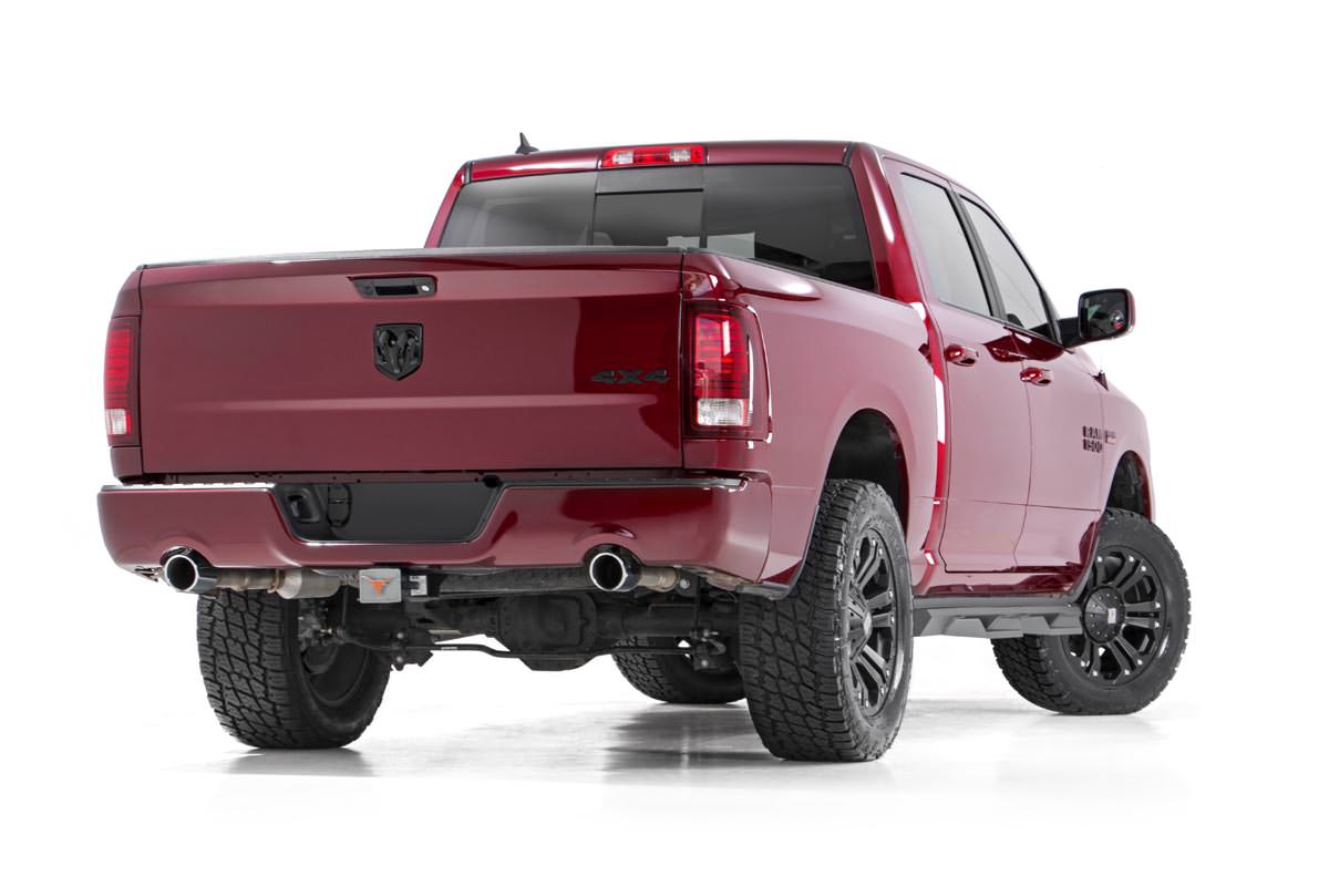 Rough Country 3 Inch Lift Kit 31230RED