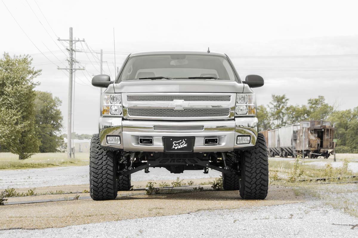 Rough Country 7.5 Inch Lift Kit 26430