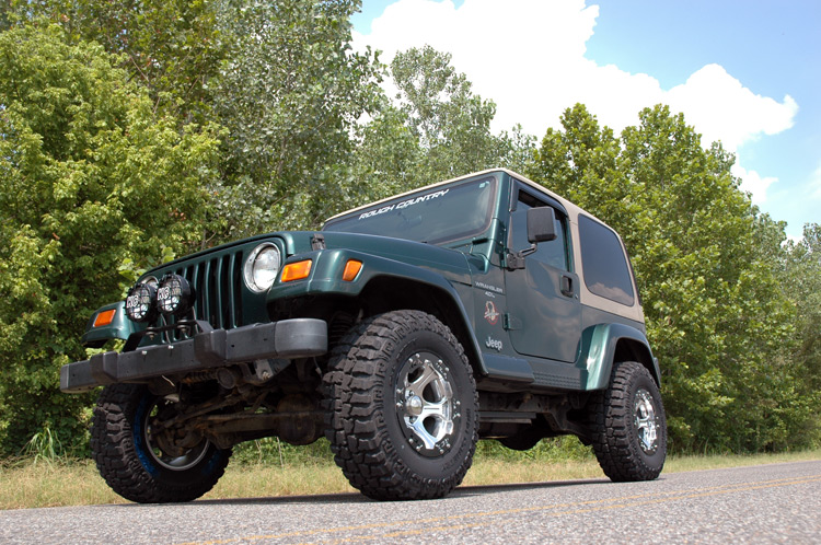 Rough Country 1.5 Inch Lift Kit 650