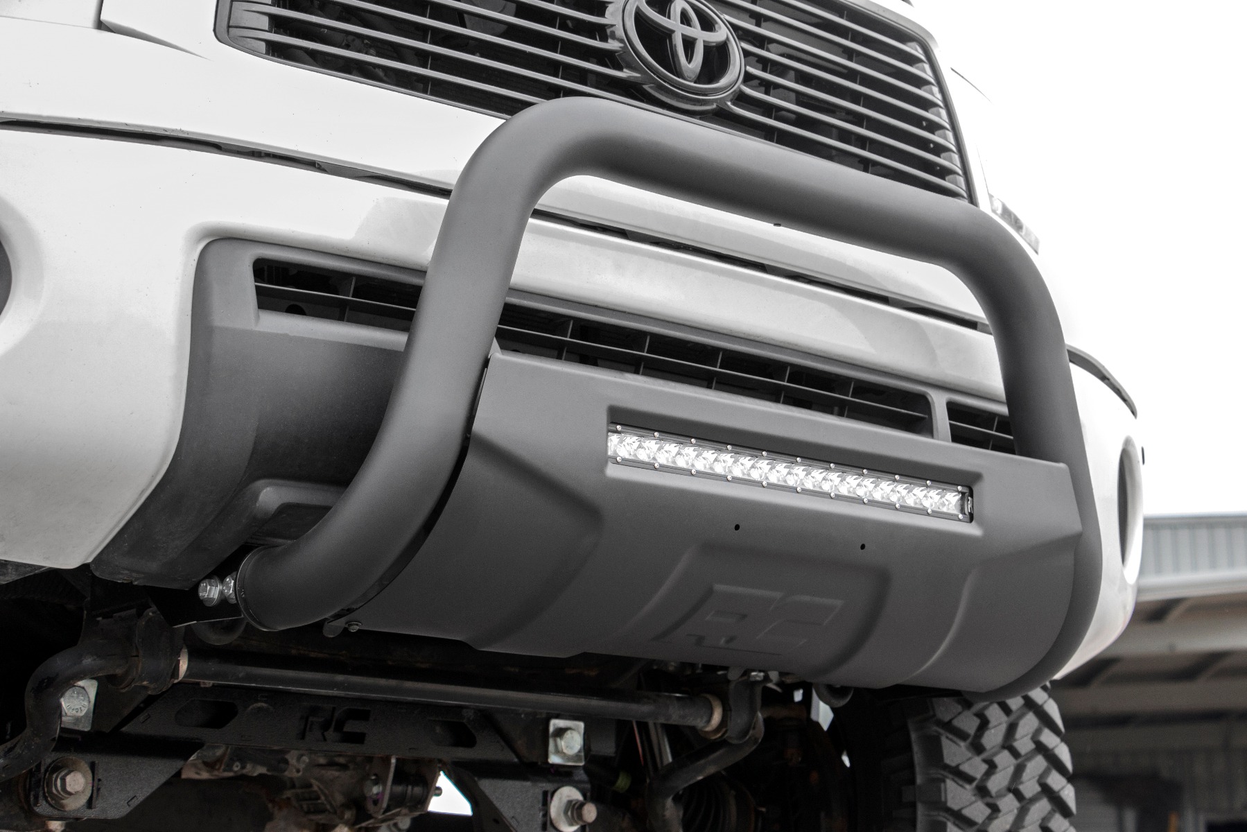 Rough Country Black Led Bull Bar B-T4071