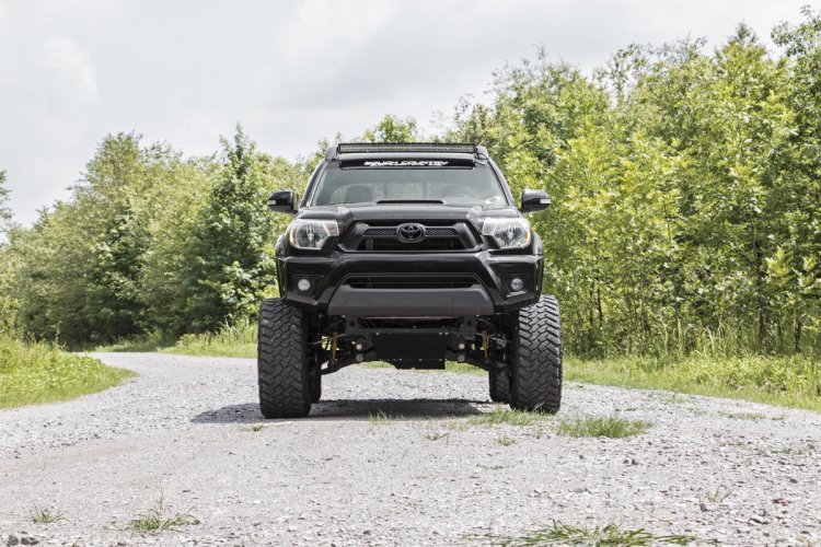 Rough Country 6 Inch Lift Kit 74740