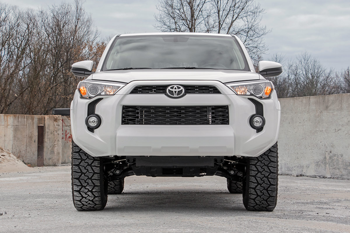 Rough Country 3 Inch Lift Kit 76650RED
