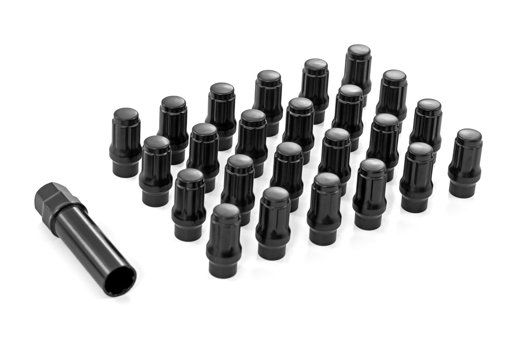 Rough Country Lug Nut Set 121524BLET