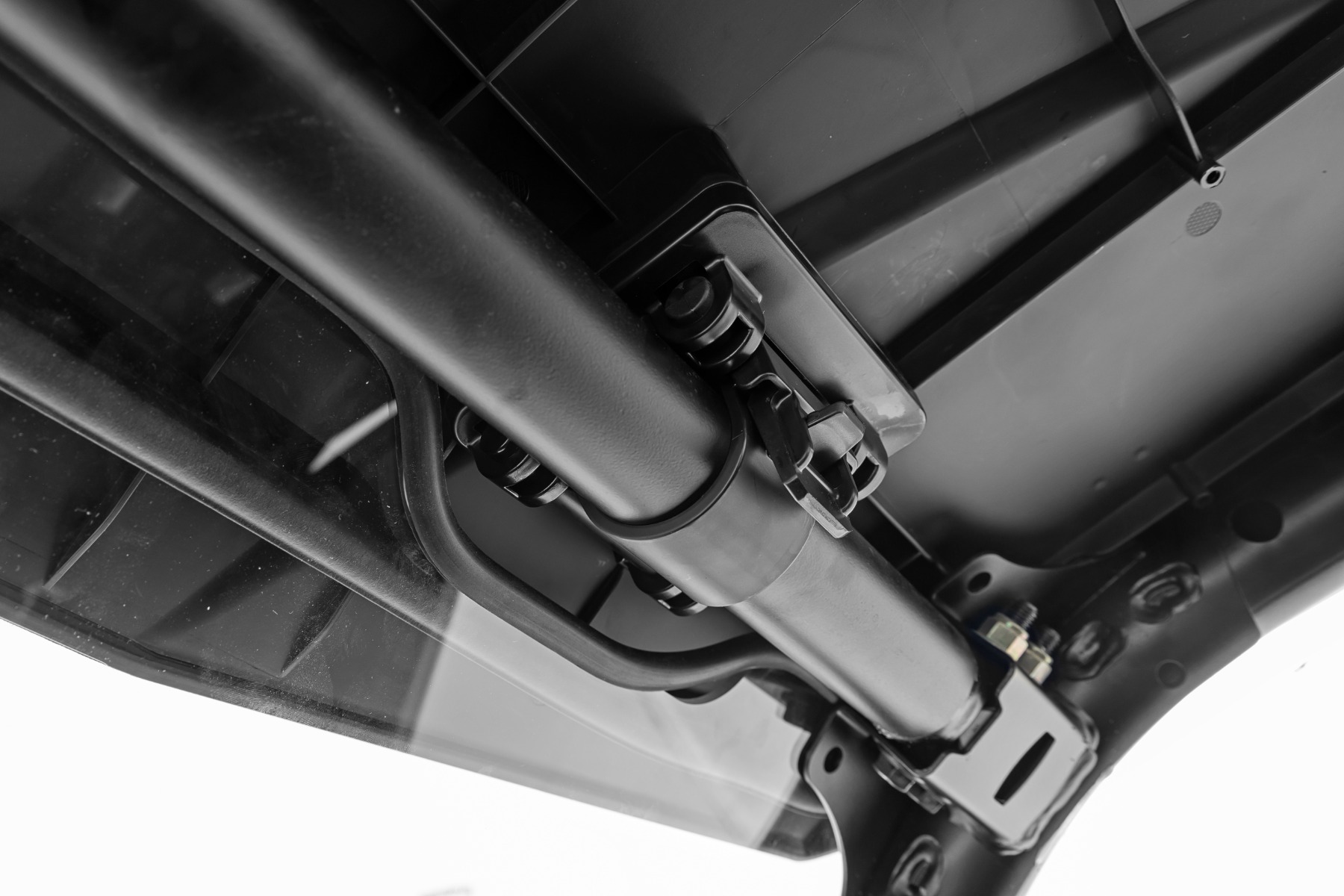 Rough Country Vented Full Windshield 98202010