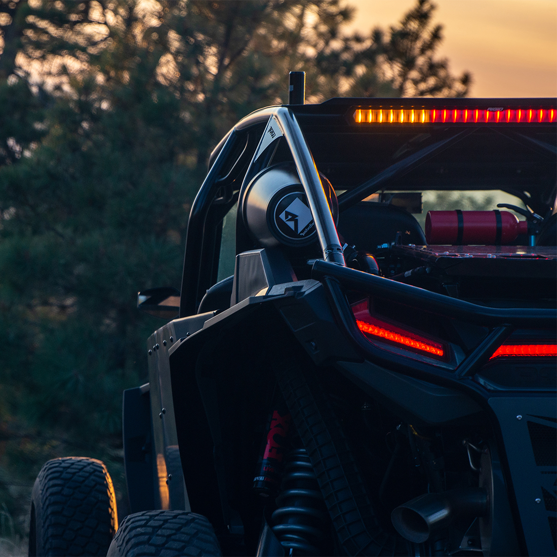 RIGID Industries Chase Rear Facing 27 Mode 5 Color LED Light Bar 28 Inch, Surface Mount 901802