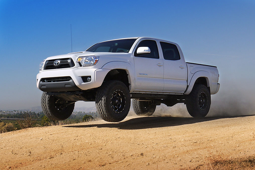 ICON Vehicle Dynamics 05-23 TACOMA RXT REAR 2.5 VS RR CDEV PAIR 57826EP