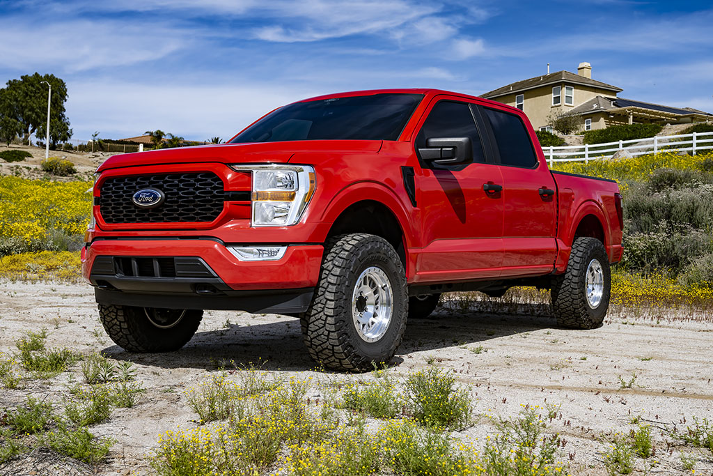 ICON Vehicle Dynamics 21-25 F150 4WD 3" LIFT 2.5 VS IR COILOVER KIT 91724