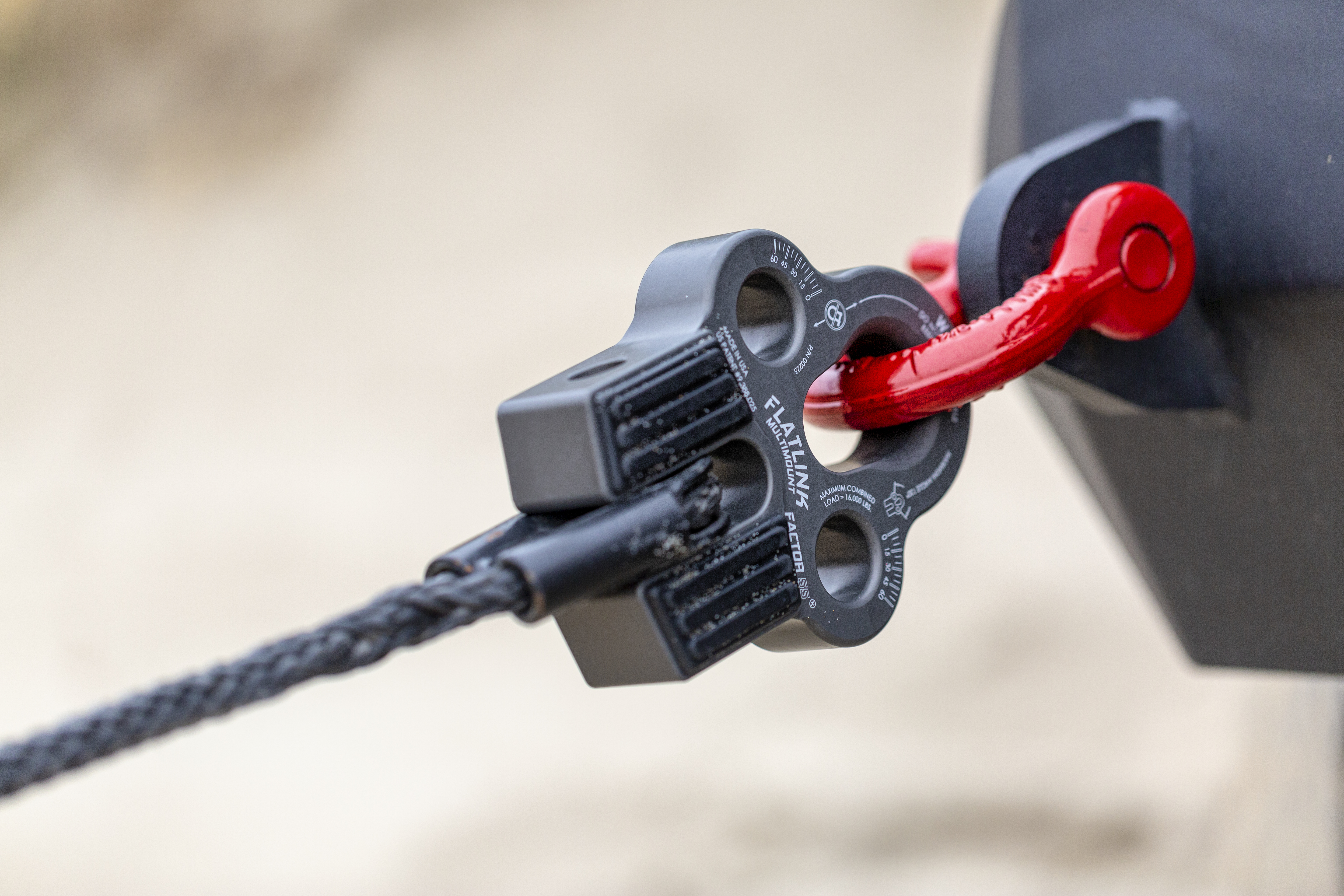 Factor 55 FLATLINK MULTIMOUNT WINCH SHACKLE MOUNT -- GRAY 00225-06