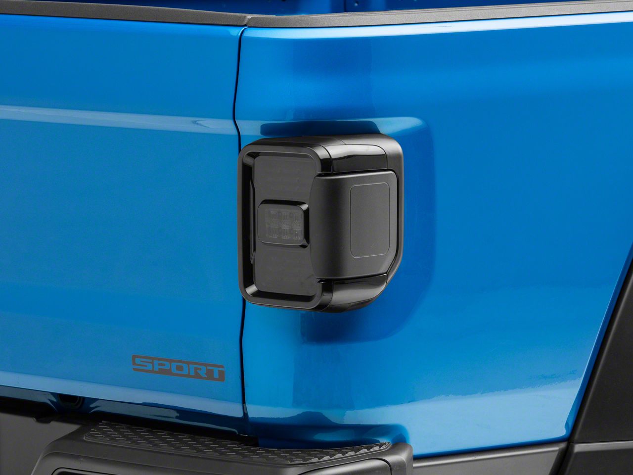 Raxiom Smoked Lens JG10568