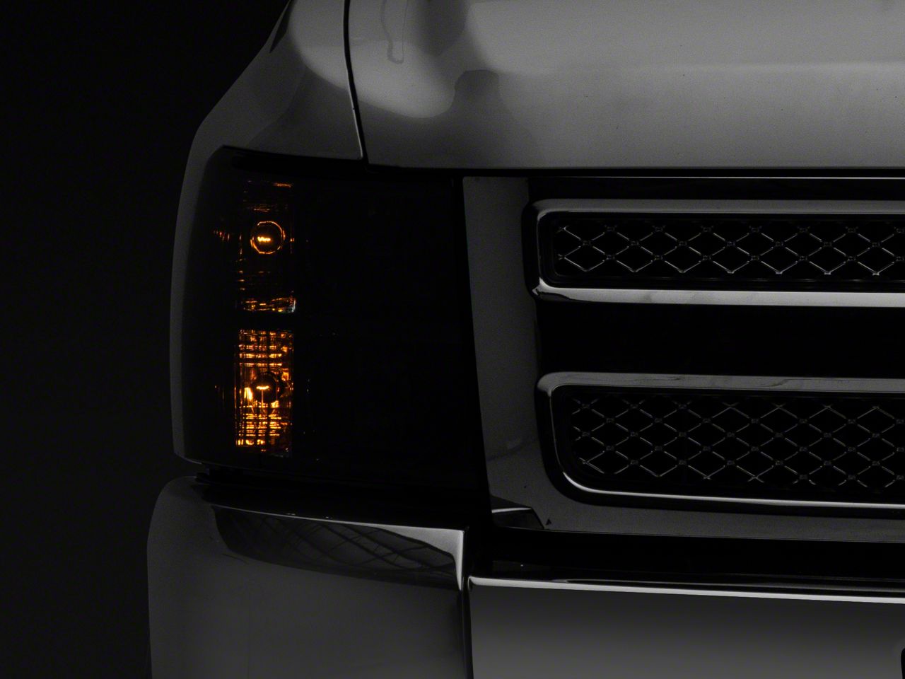 Raxiom Smoked Lens S122324