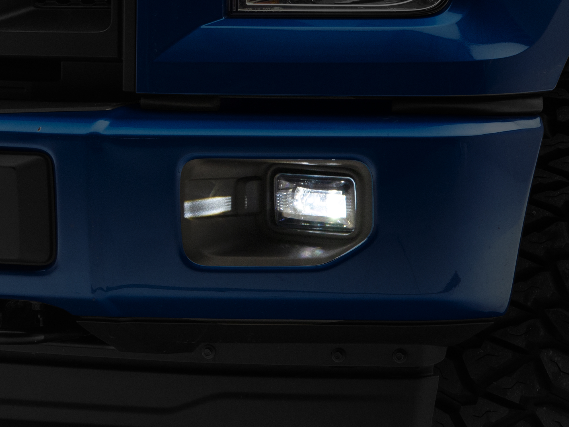 Raxiom Axial Series LED Fog Lights T541673