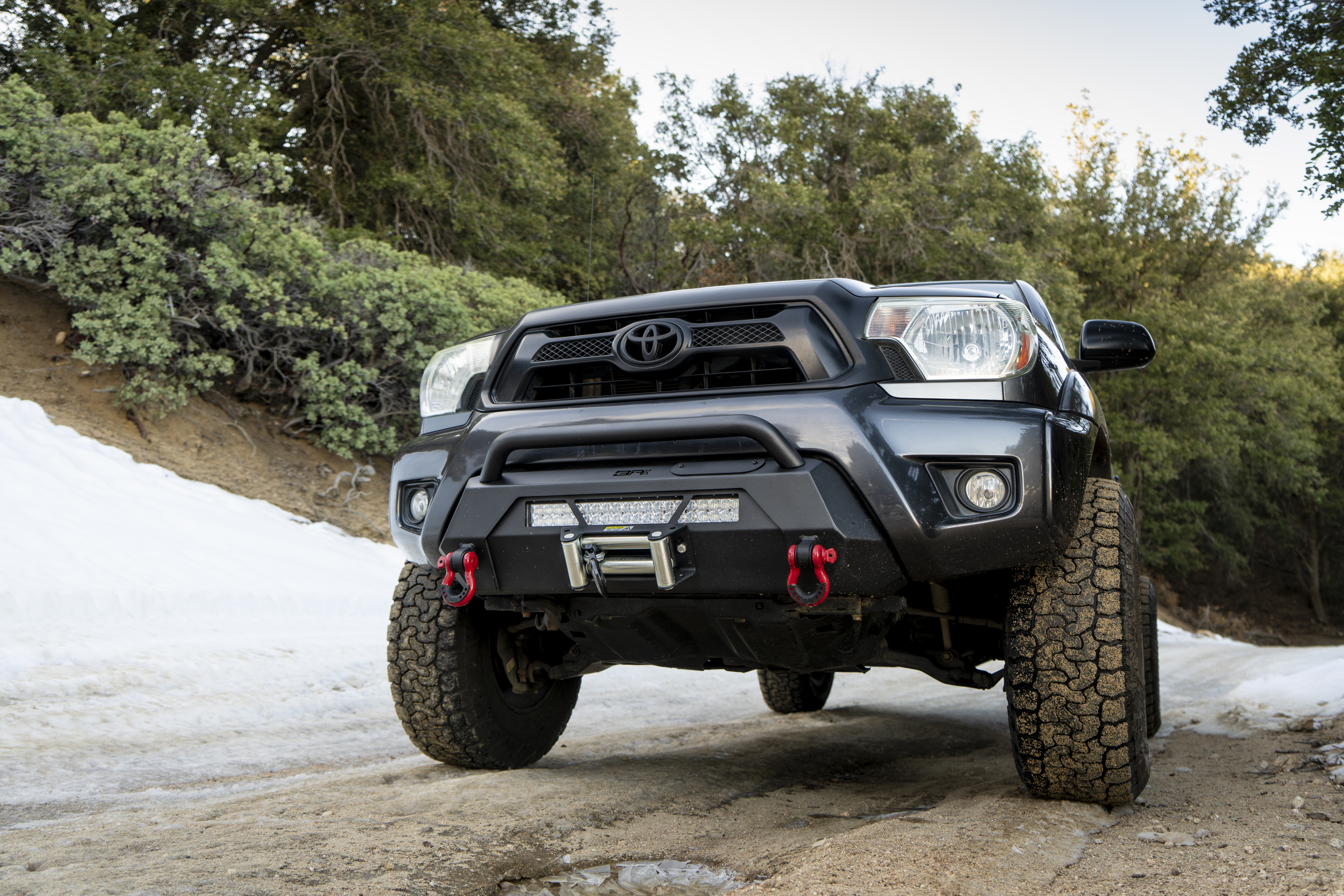 Body Armor 4x4 Front Winch Bumper TC-19340