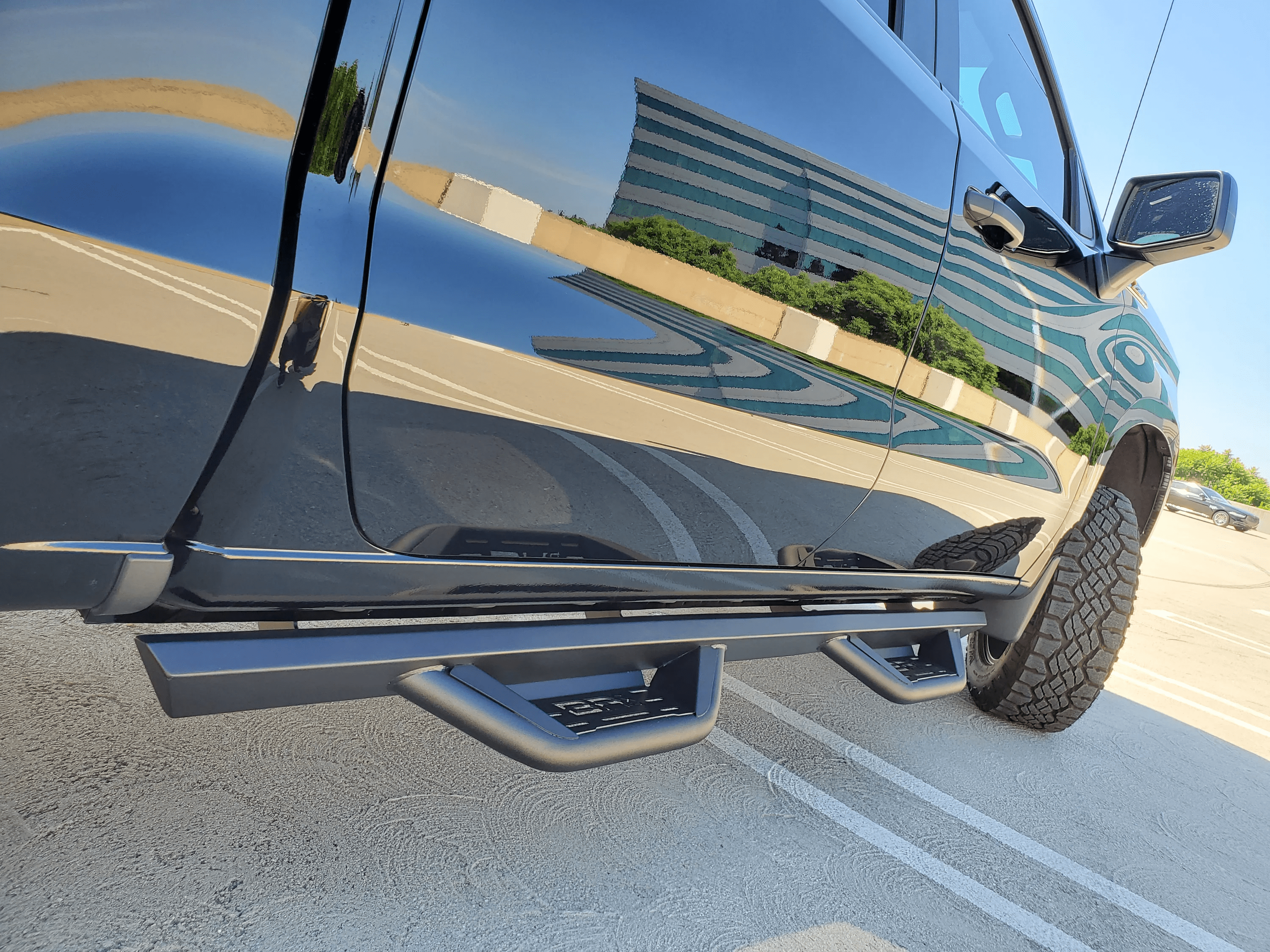 Body Armor 4x4 AMBUSH SIDE STEPS GM-4200