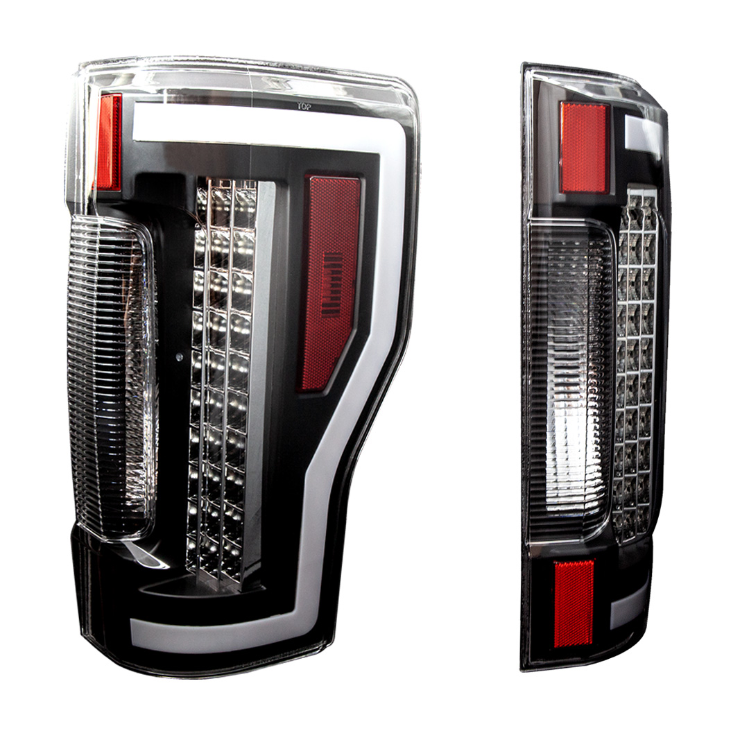 Winjet RENEGADE TAIL LIGHTS CTRNG0563-BC-SQ