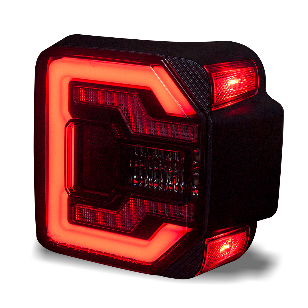 Winjet RENEGADE TAIL LIGHTS CTRNG0650-BS-SQ
