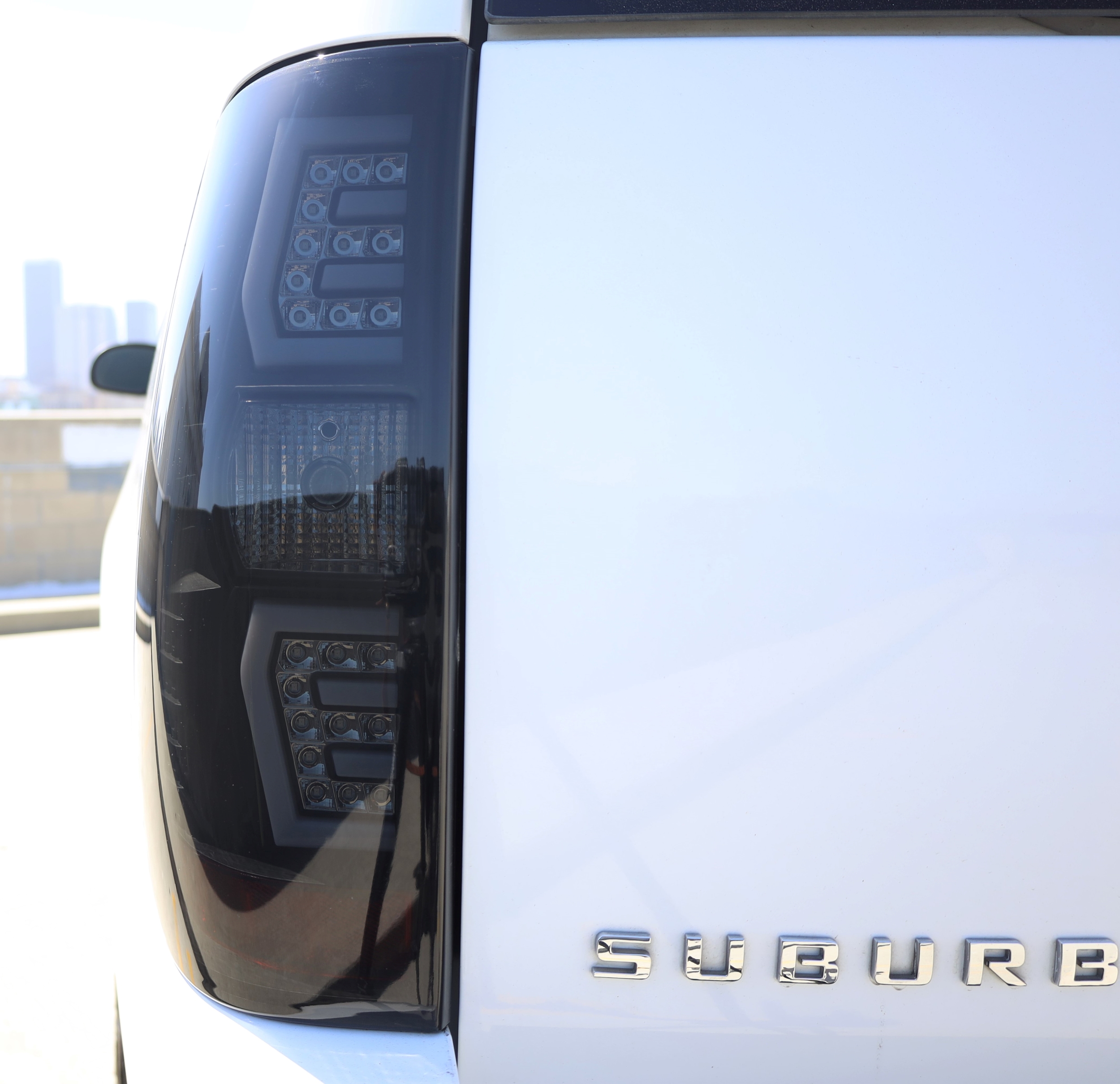 Winjet RENEGADE TAIL LIGHTS CTRNG0663-BS-SQ