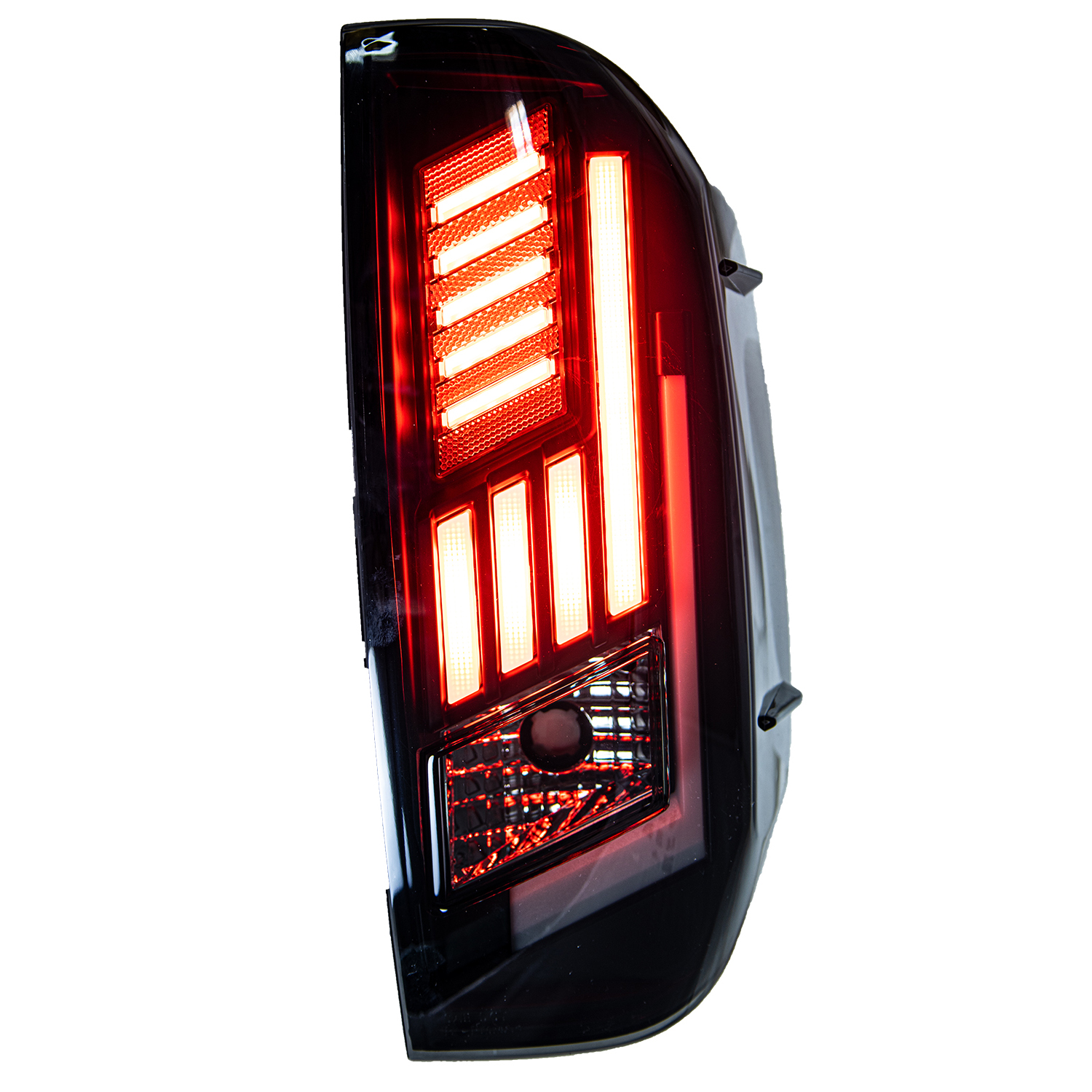 Winjet RENEGADE TAIL LIGHTS CTRNG0667-BS-SQ