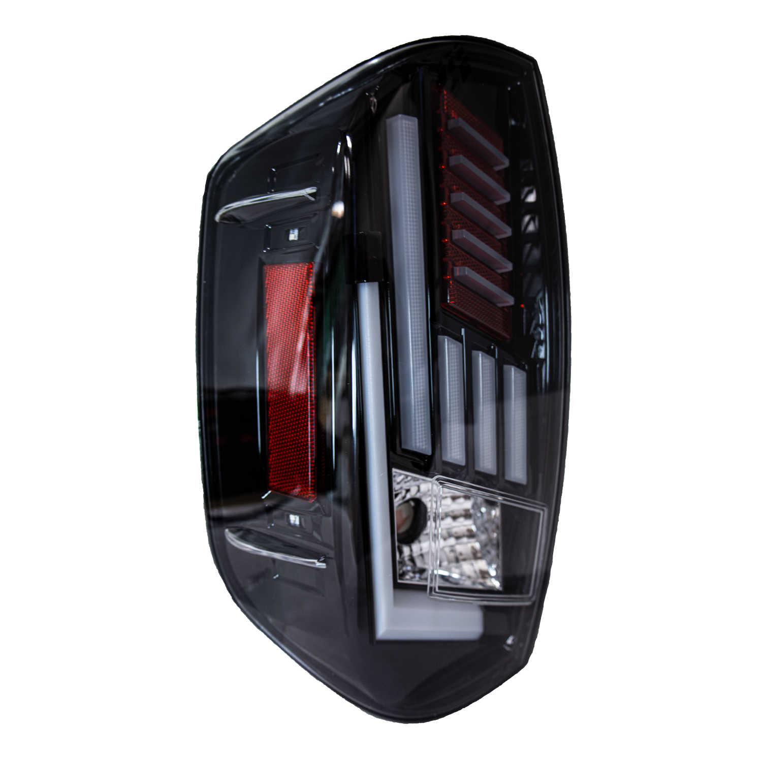 Winjet RENEGADE TAIL LIGHTS CTRNG0667-GBC-SQ